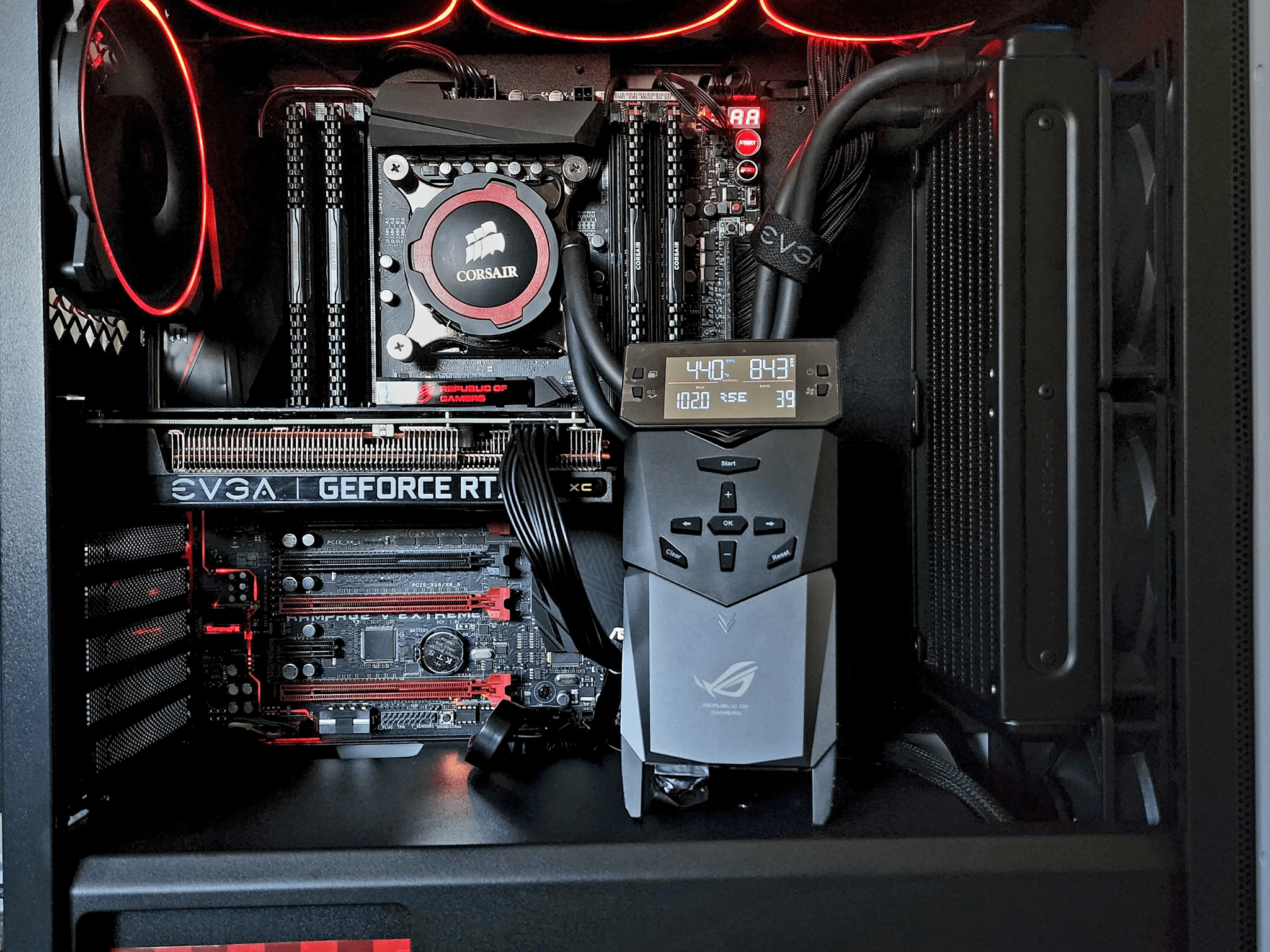 Intel Core i7 5960X // EVGA GeForce RTX 3060 // Corsair LPX 16GB 3000MHz