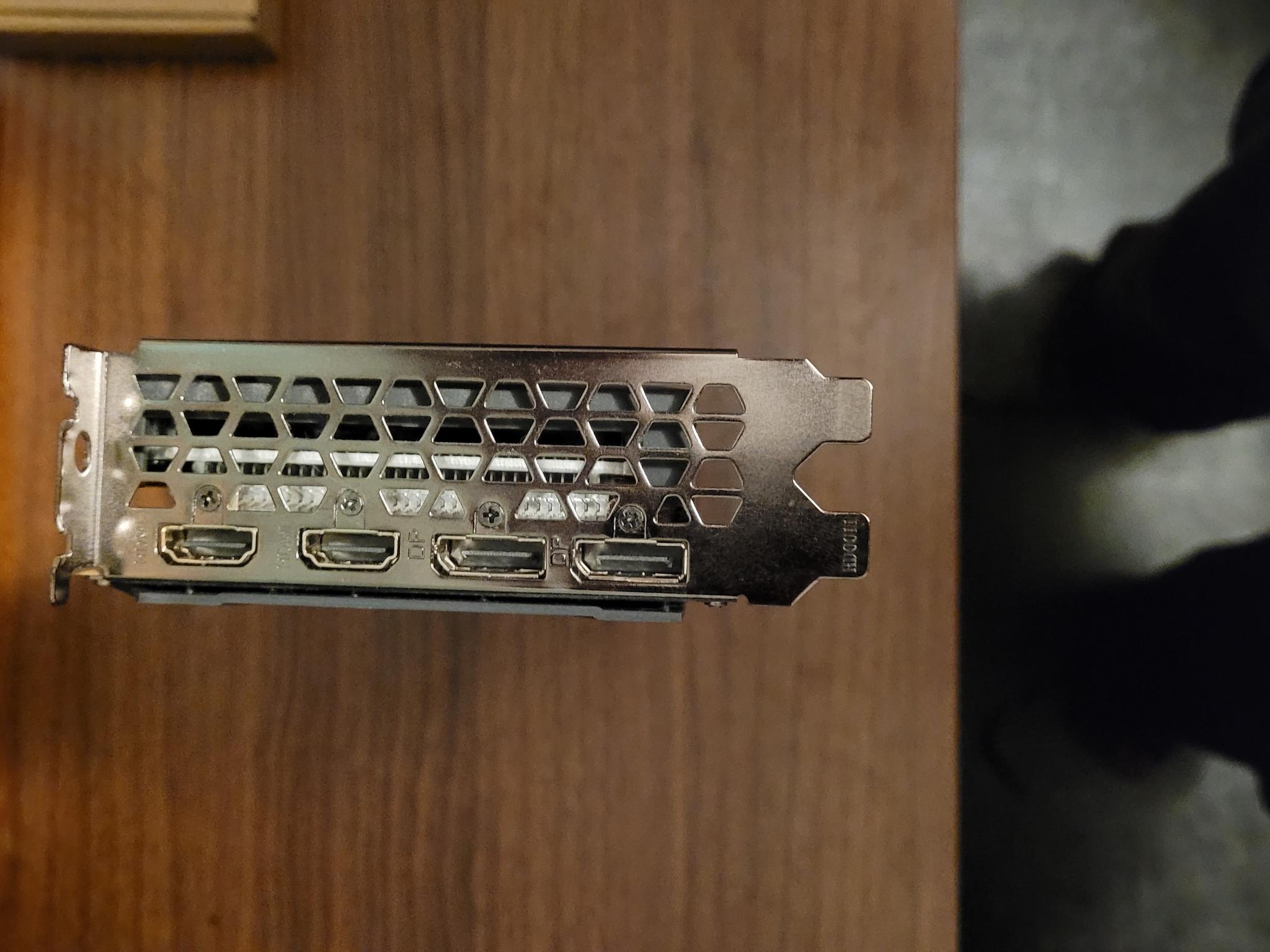 RX 6600, Gigabyte Eagle Triple-fan 8GB