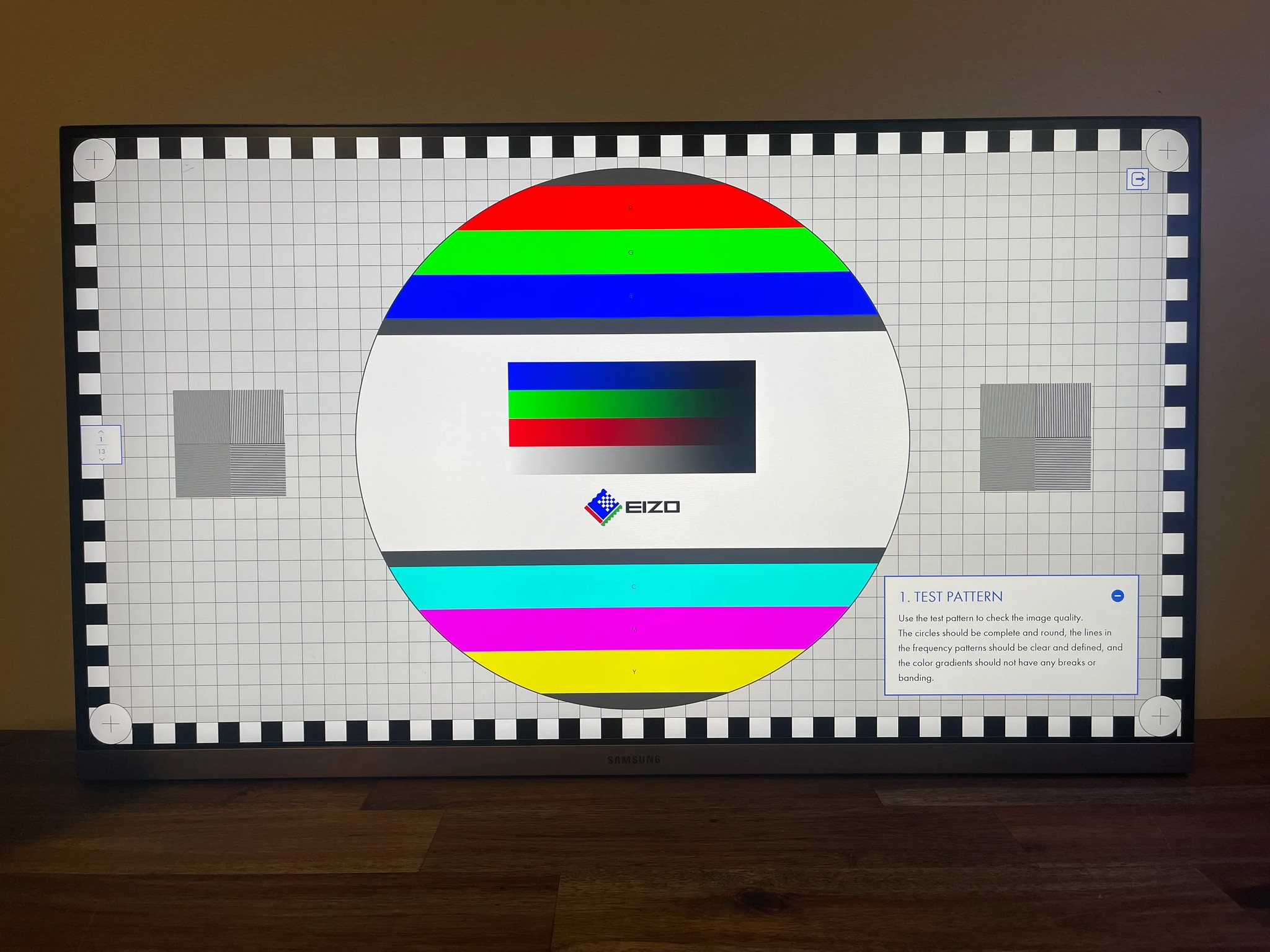 SAMSUNG 28 Class ViewFinity UR50 4K 60Hz Monitor