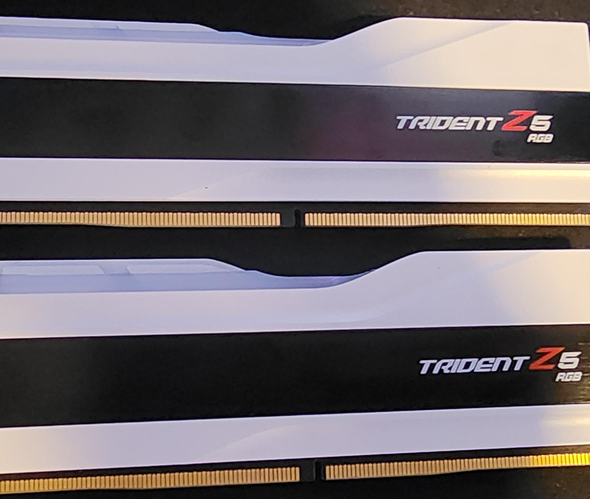 GSKILL Trident Z5 RGB 2x16gb (32gb) 6000 MT/s (White)