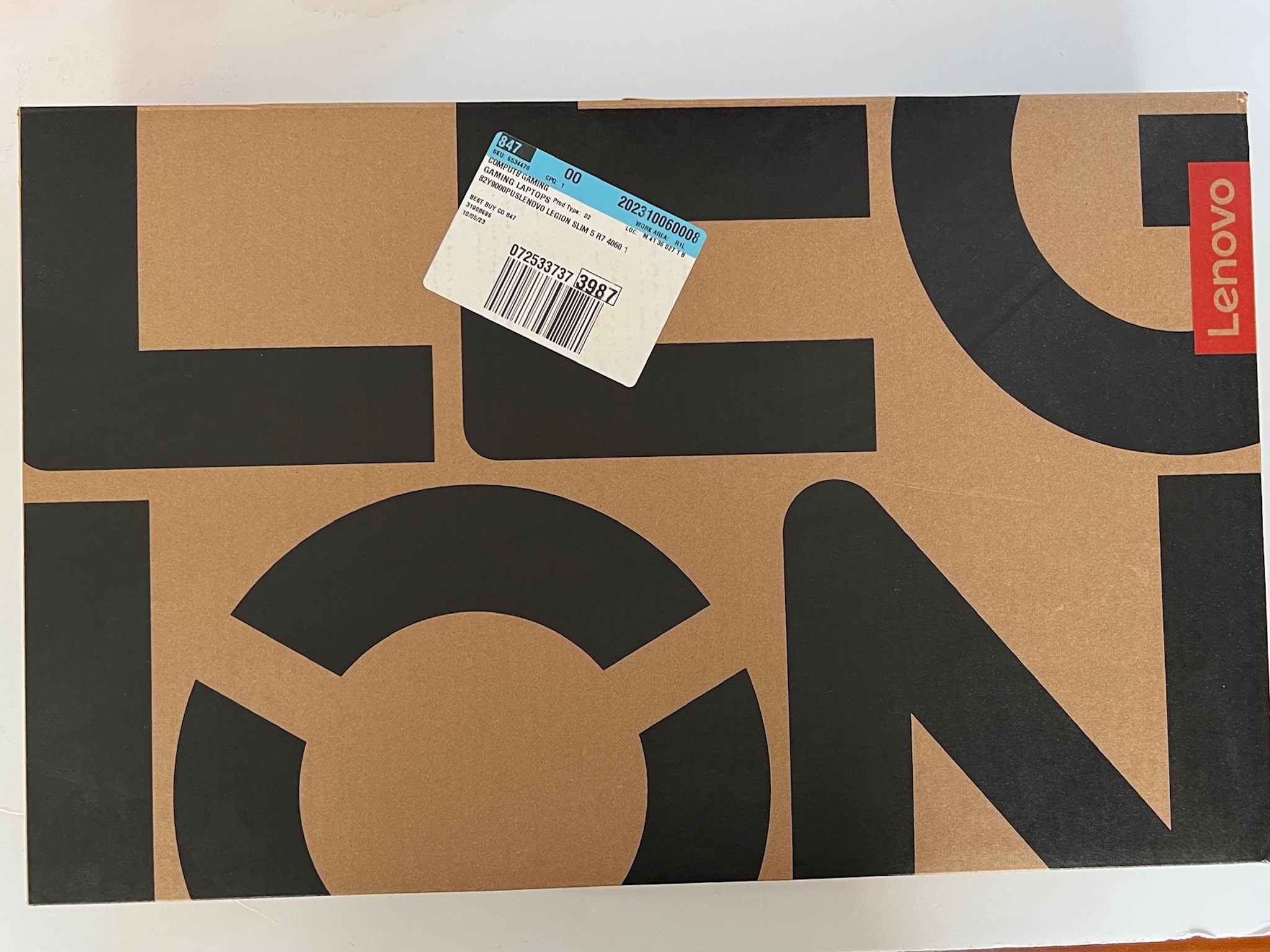 Ryzen 7840HS, 4060 Lenovo Legion Slim 5 Laptop 32GB DDR5, 1TB SSD, 16" QHD+ 165Hz I...