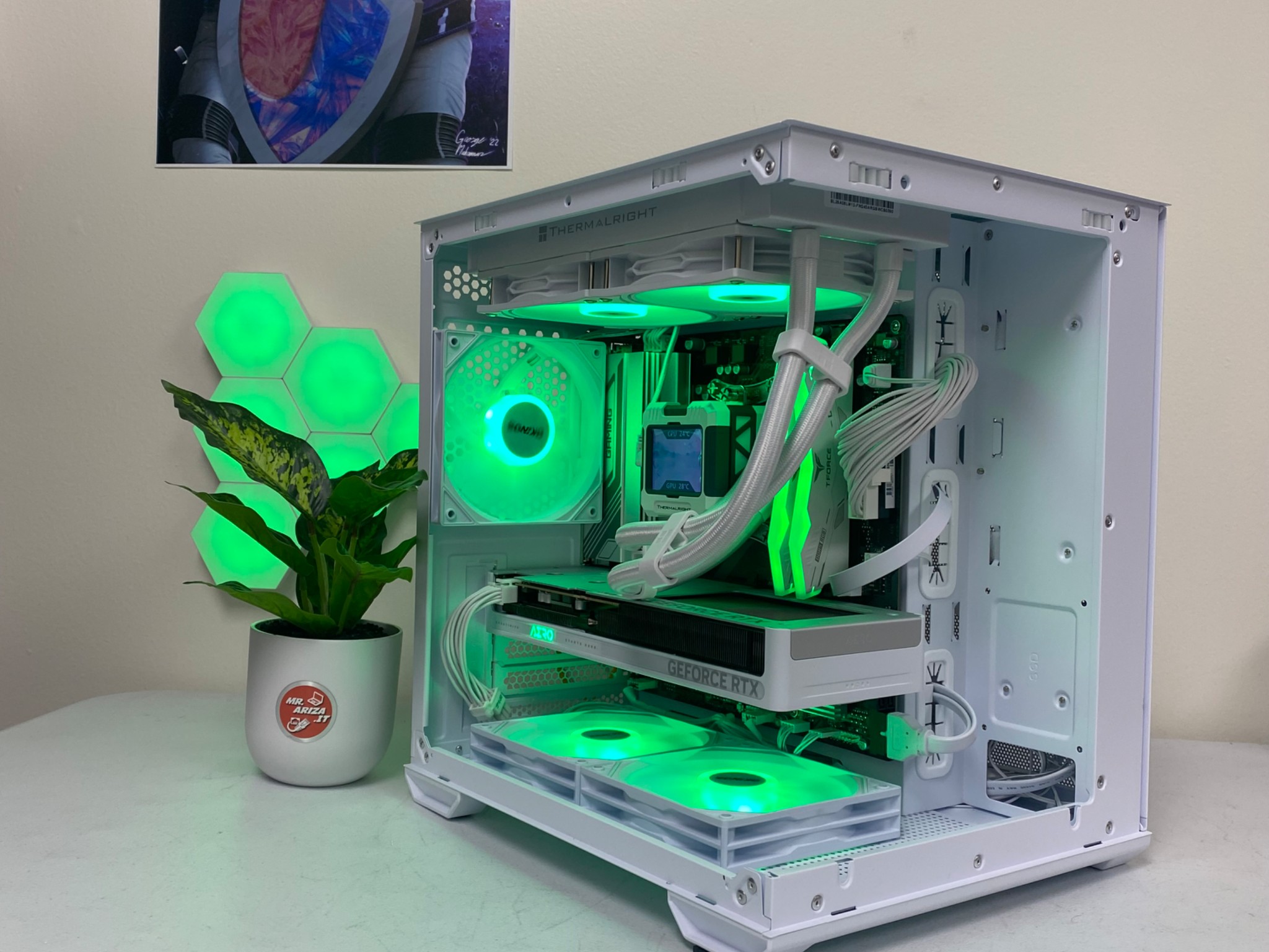 Aero Blaze - Ryzen 5 8400F - 32GB - 1TB - RTX 5060 (Updated)