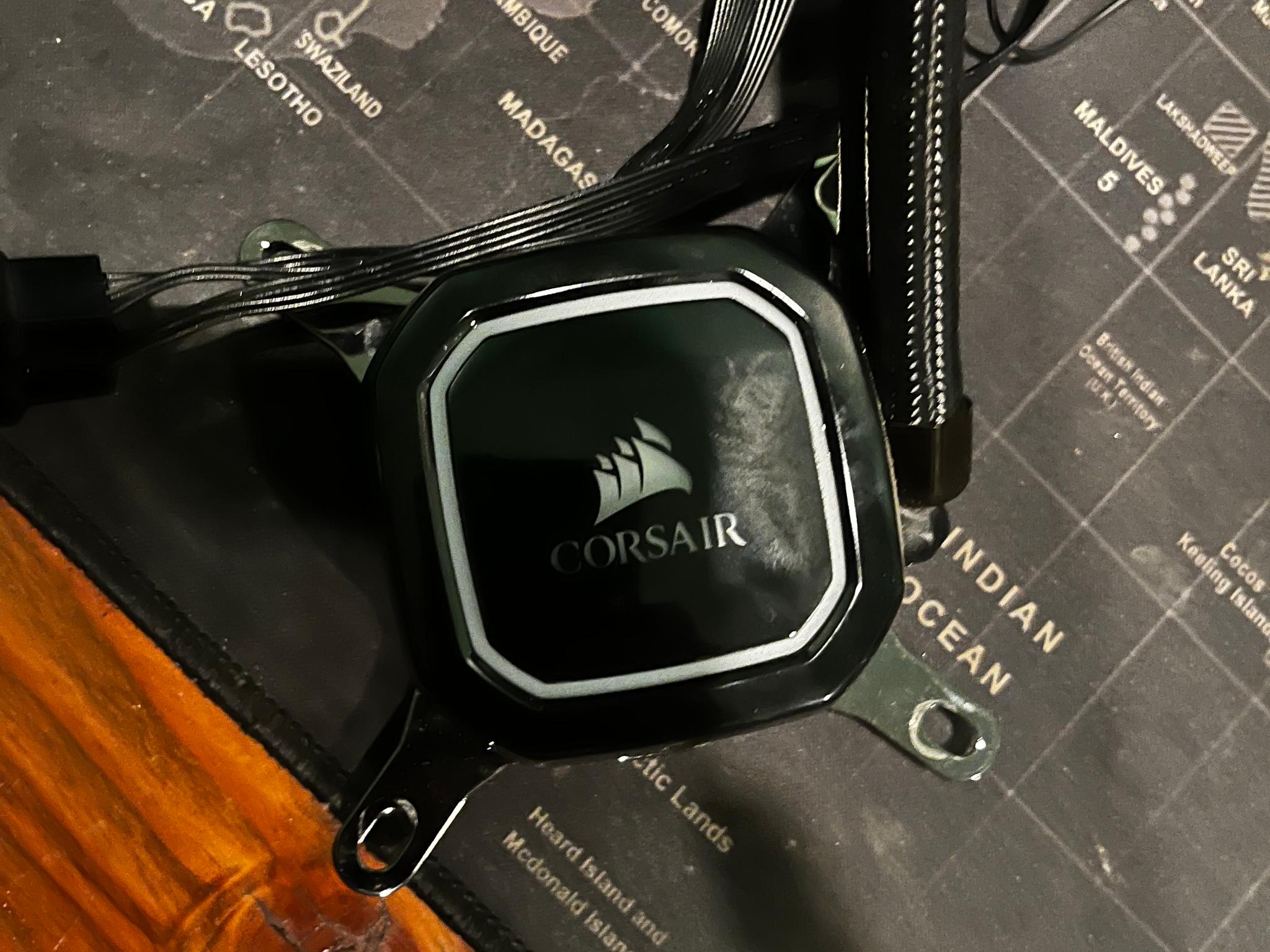 Corsair 240mm AIO RGB