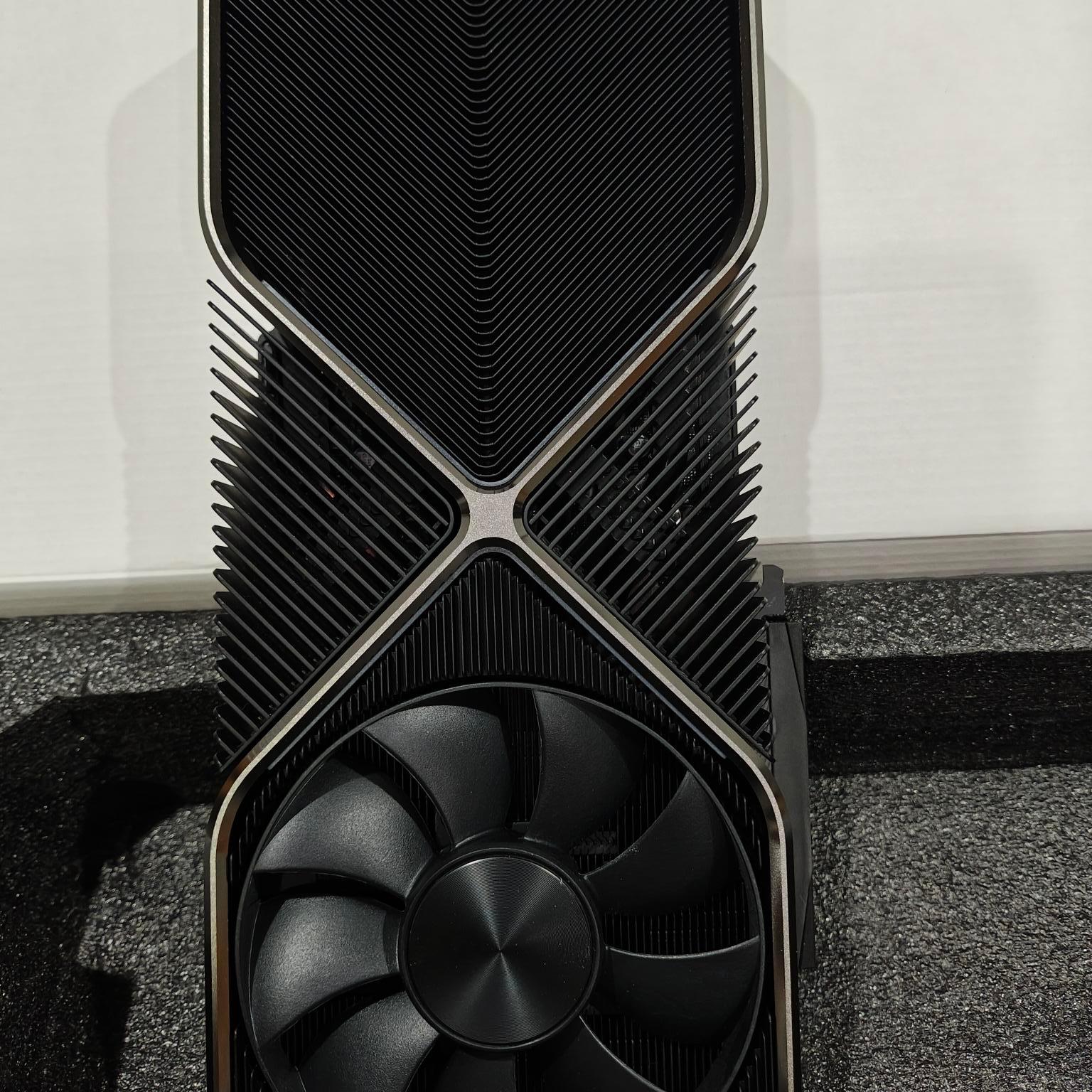 NVIDIA GeForce RTX 3090 Ti Founders Edition