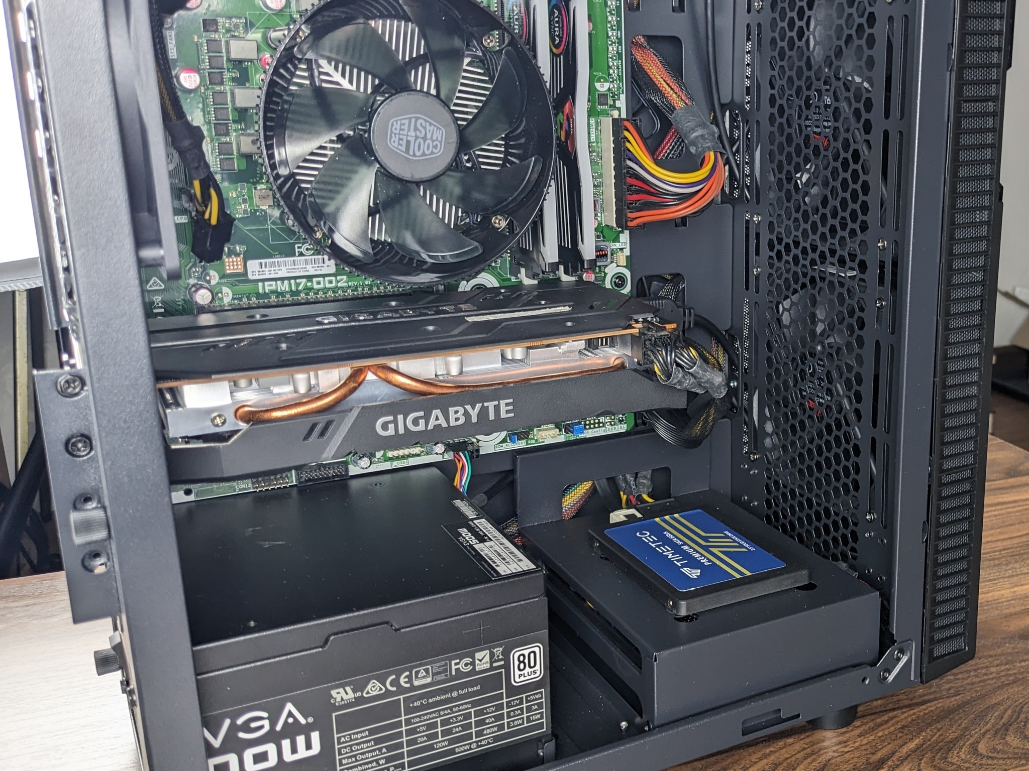 GamerSxin Custom 1440p, RX 5600XT, i5-6500, 8GB DDR4, 1TB SSD