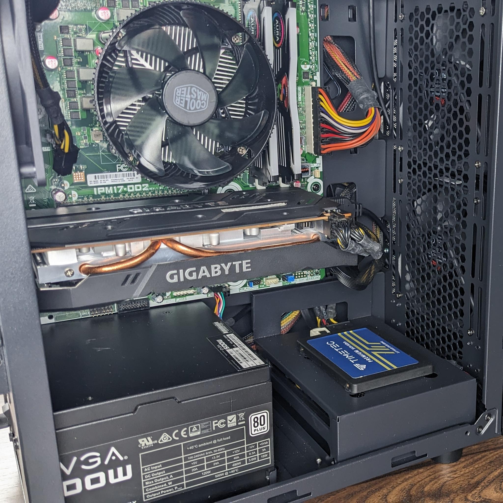 GamerSxin Custom 1440p, RX 5600XT, i5-6500, 8GB DDR4, 1TB SSD