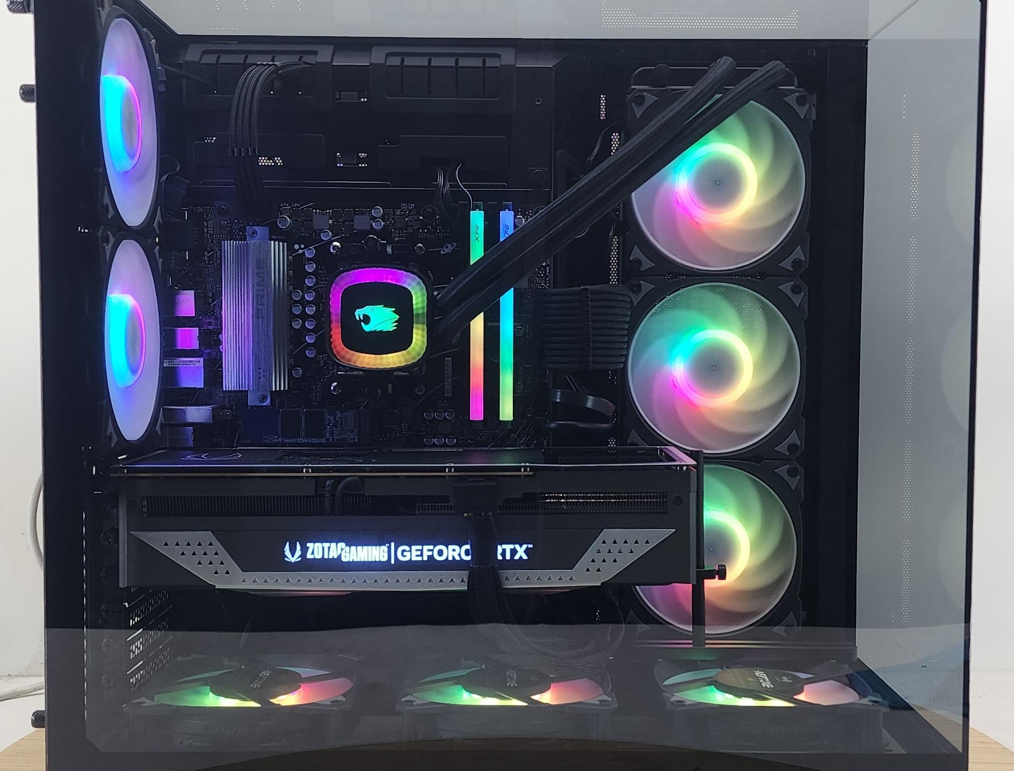 Gaming PC Ryzen 7 9700X 32GB RAM 1TB SSD RTX 4070 Ti SUPER 16GB Win11 Computer
