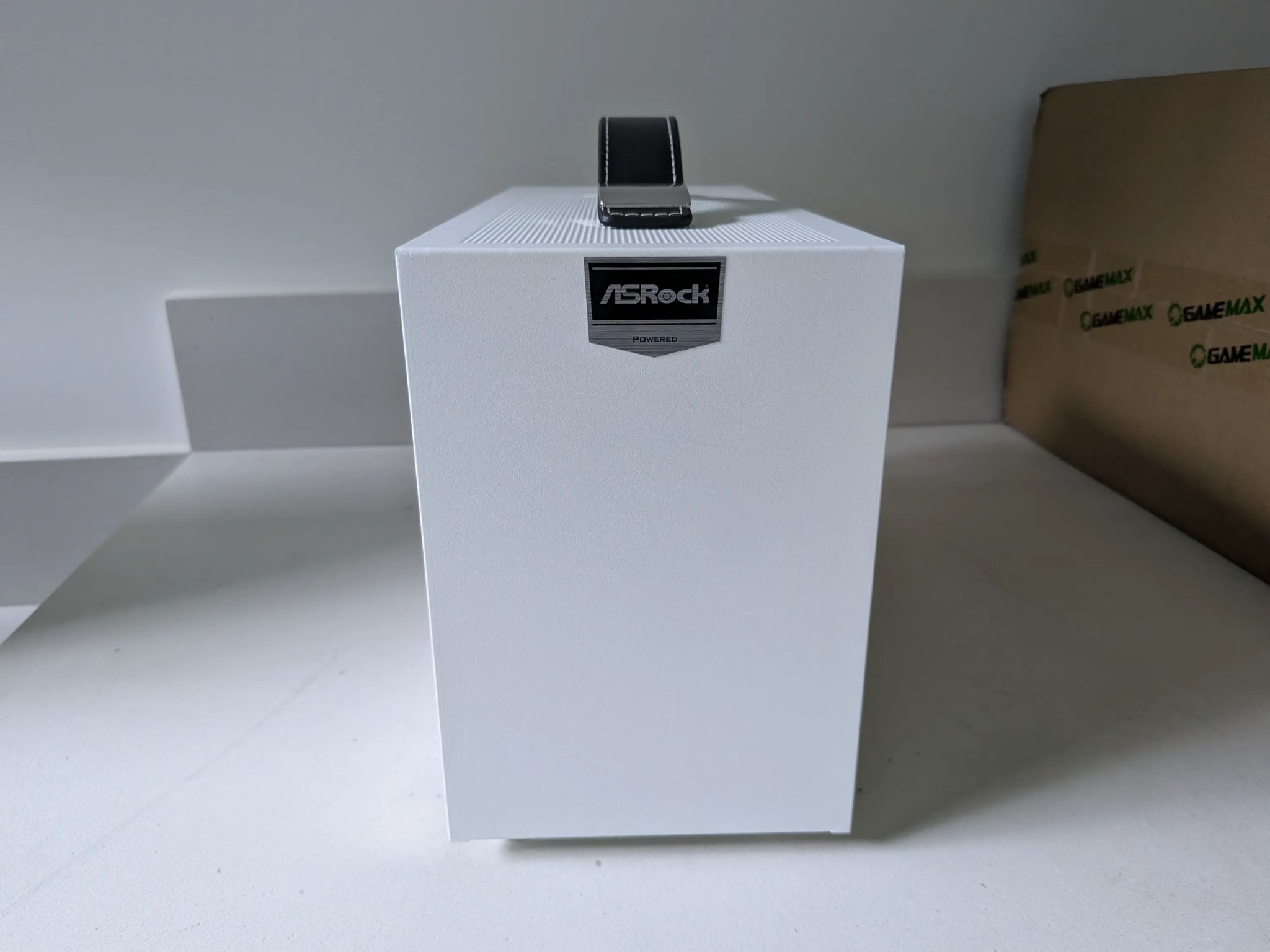 RTX 50 Series Mini ITX PC - AMD Ryzen 5 5600, RTX 5060 Ti 16GB, 32 GB RAM, 1 TB NVME