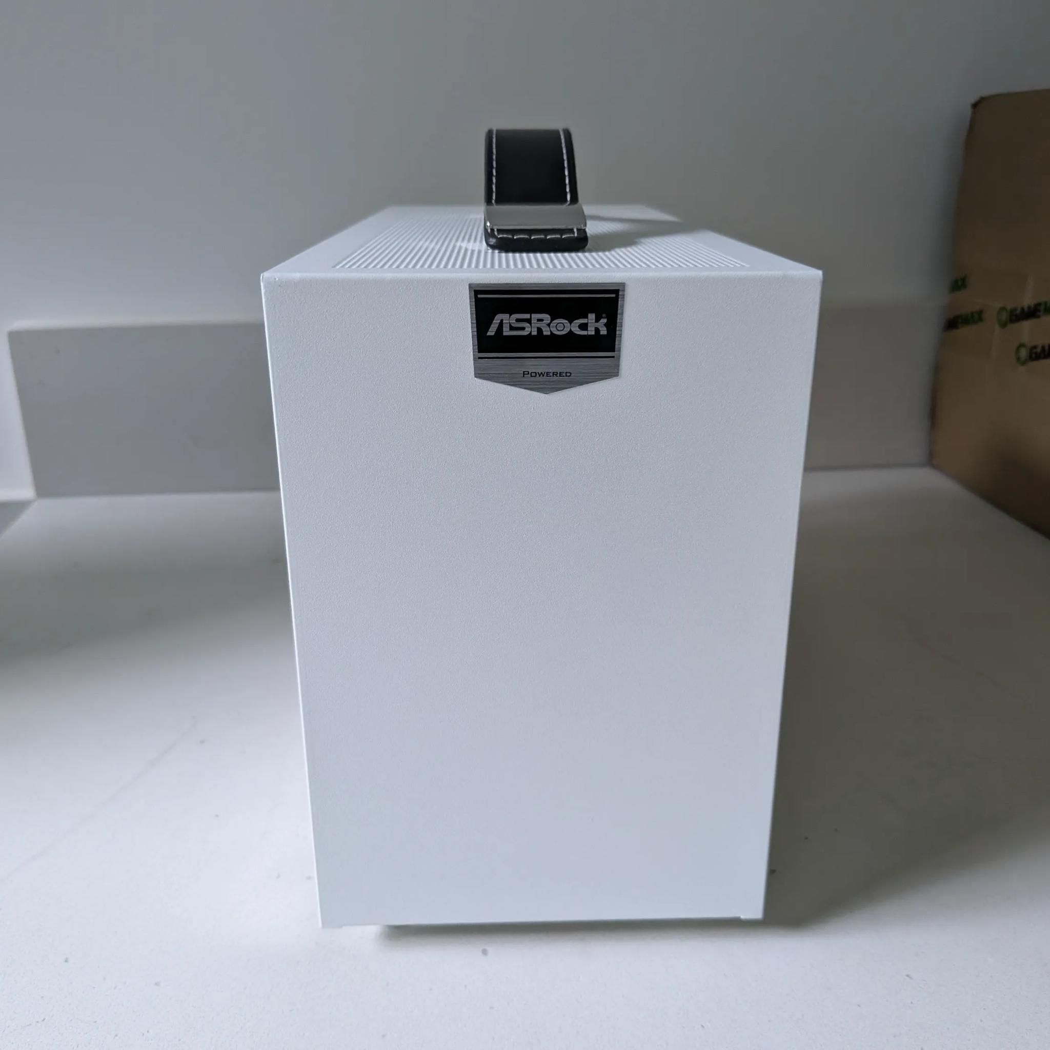 RTX 50 Series Mini ITX PC - AMD Ryzen 5 5600, RTX 5060 Ti 16GB, 32 GB RAM, 1 TB NVME