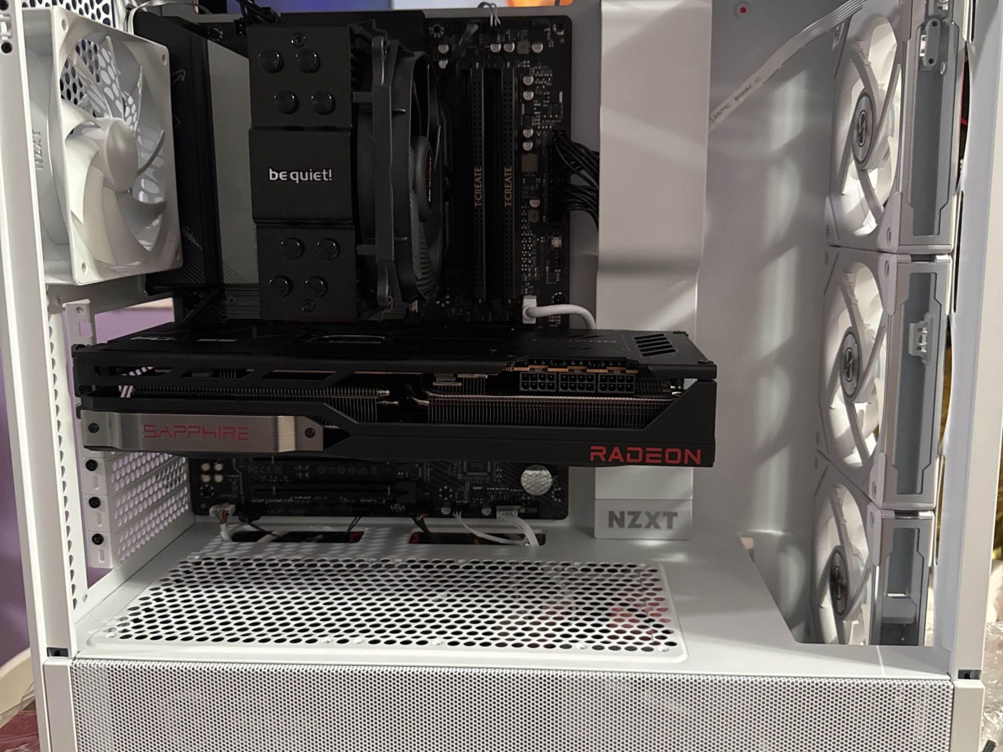 Radeon RX7900XTX + Ryzen 7 7800X3D, 32 GB DDR5 Ram, 1 TB Storage