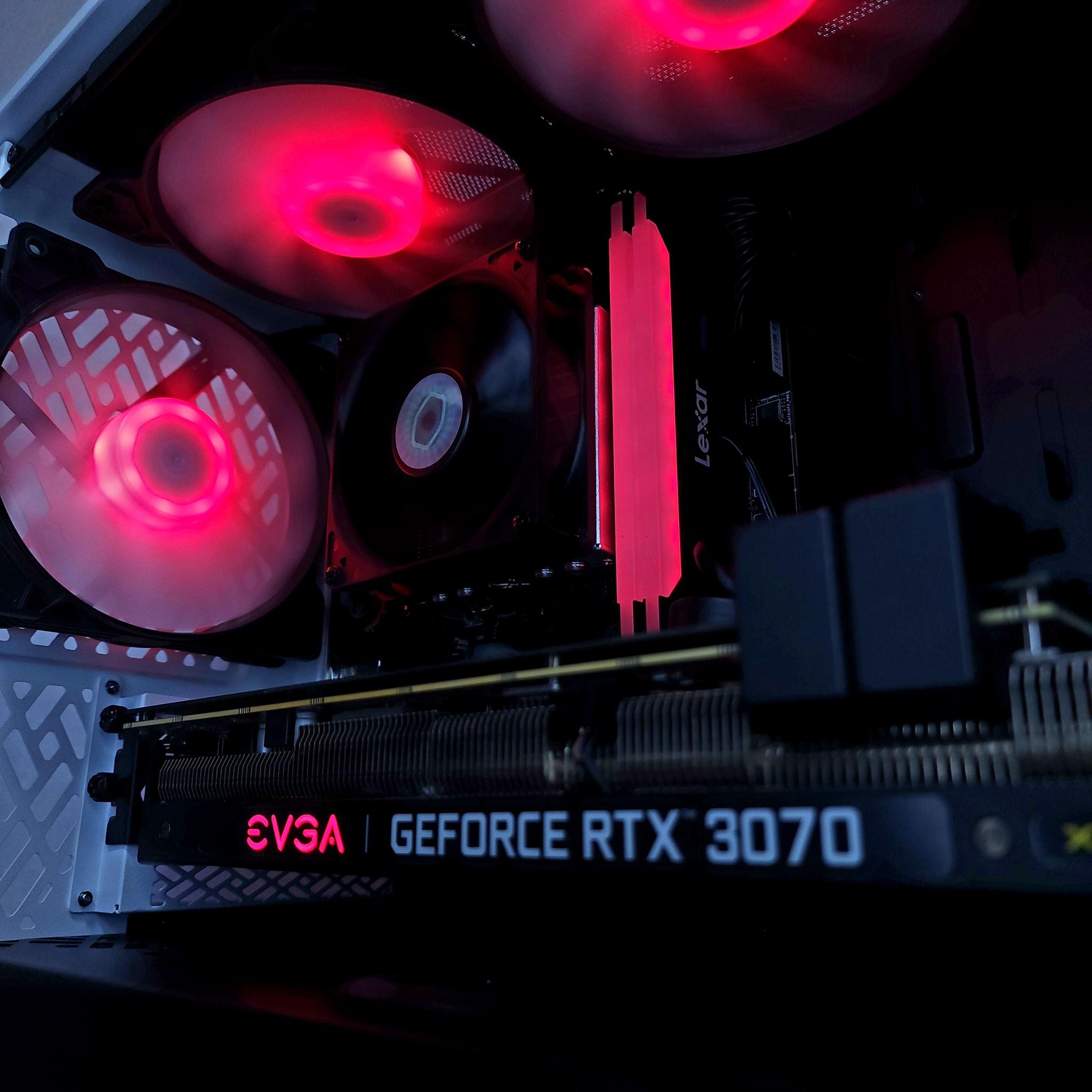 ❤️🤍 RTX 3070 // Core i7 10700 // 16GB 3600MHz // 1TB NVMe Gen 3