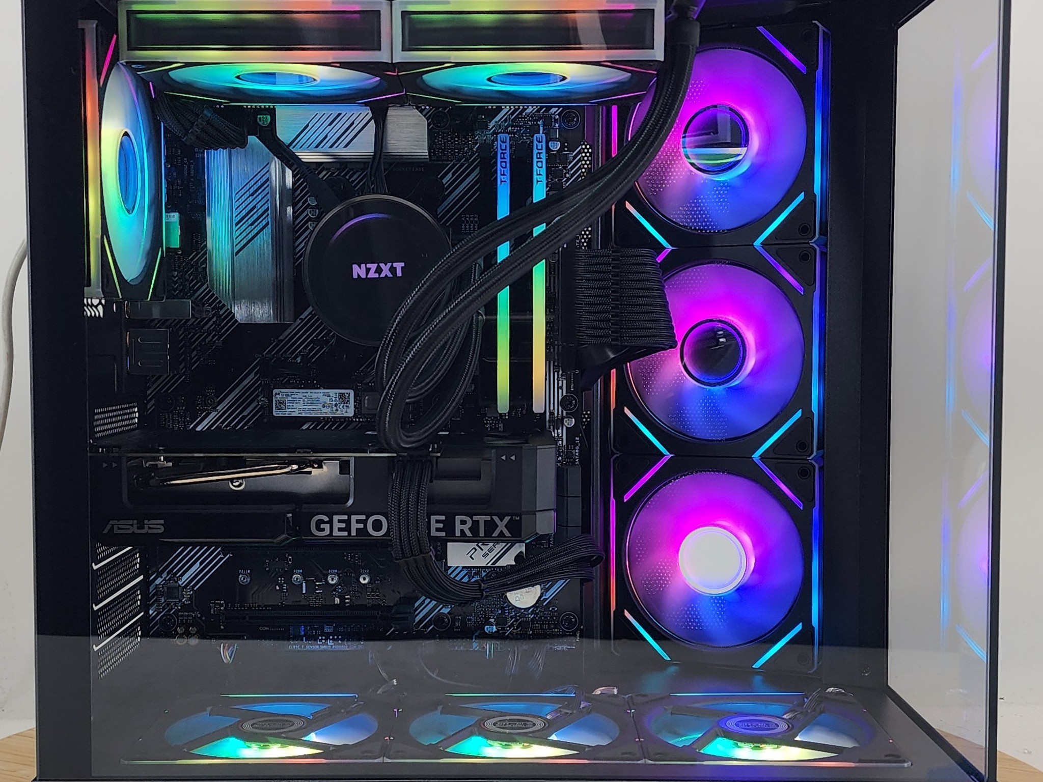 Gaming PC Ryzen 7 5800X 32GB RAM 1TB SSD RTX 4060 8GB Windows 11 Computer