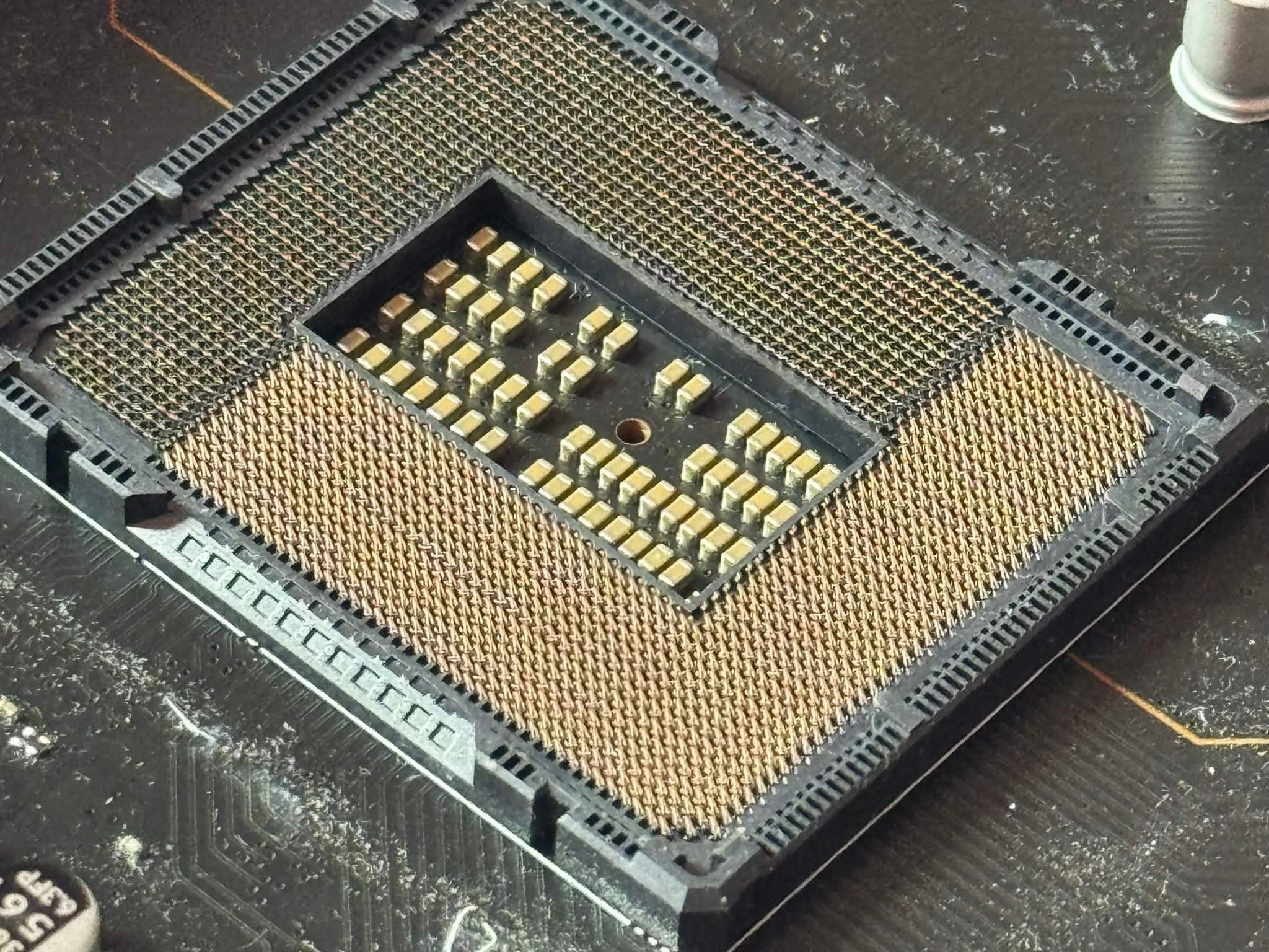 MSI MAG Z790 TOMAHAWK WIFI DDR5 Motherbaord + Contact Frame
