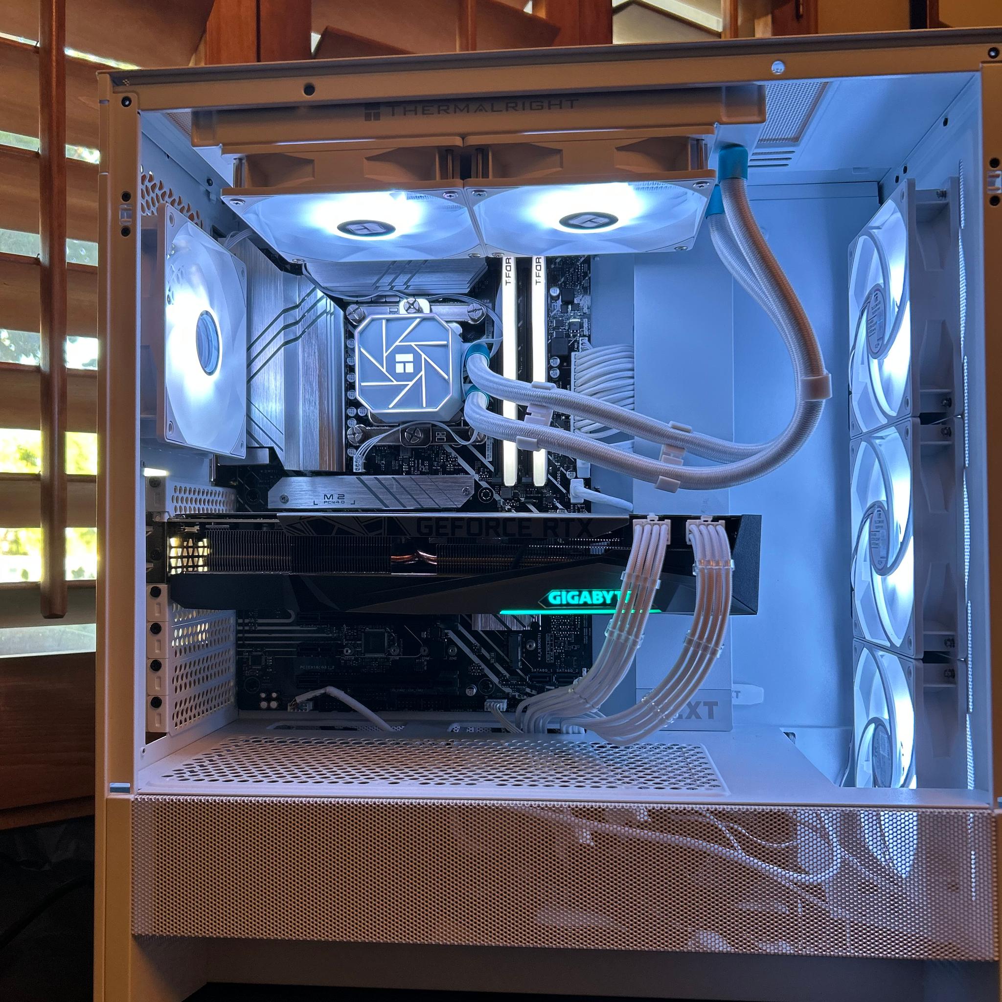 Intel Core I5 12600KF | RTX 3080 10GB| 16GB RAM