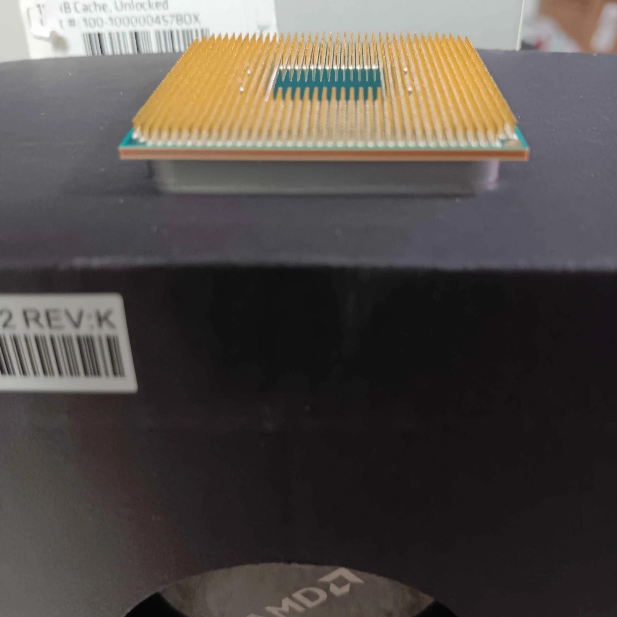 AMD Ryzen 5 5500 Processor (4.2 GHz, 6 Cores, Socket AM4)
