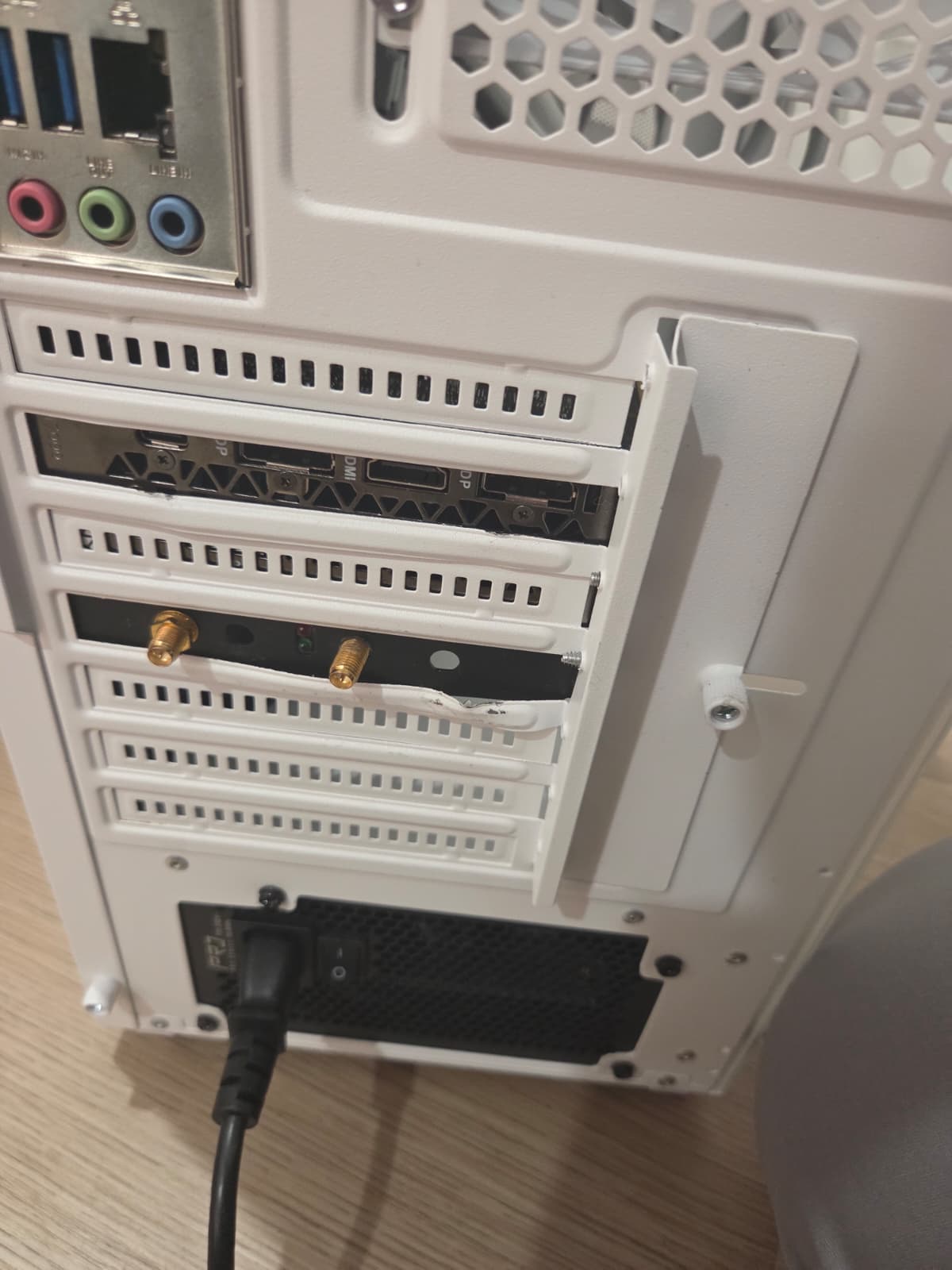 2K Gaming PC RTX 2080 Ti 11 GB Ryzen 7 2700X 32GB RAM 3200 HZ