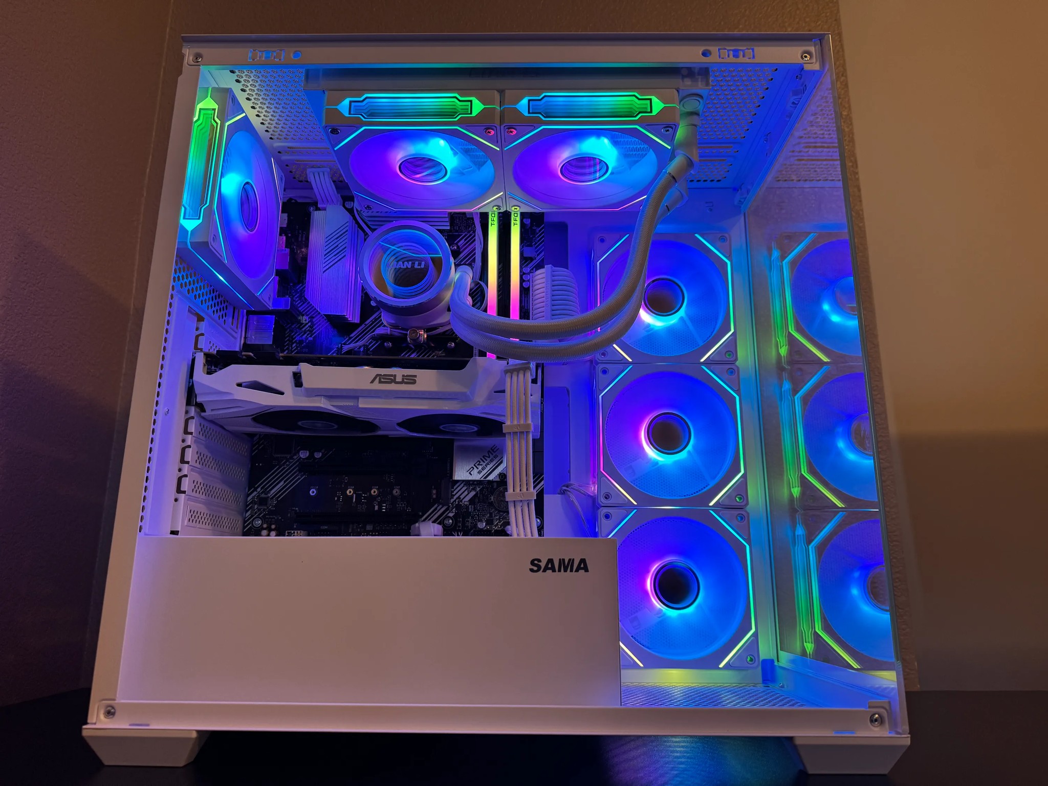 Ryzen 5 3600X | GTX 1070 | 1TB M.2 SSD | 16GB RAM | WiFi & Bluetooth