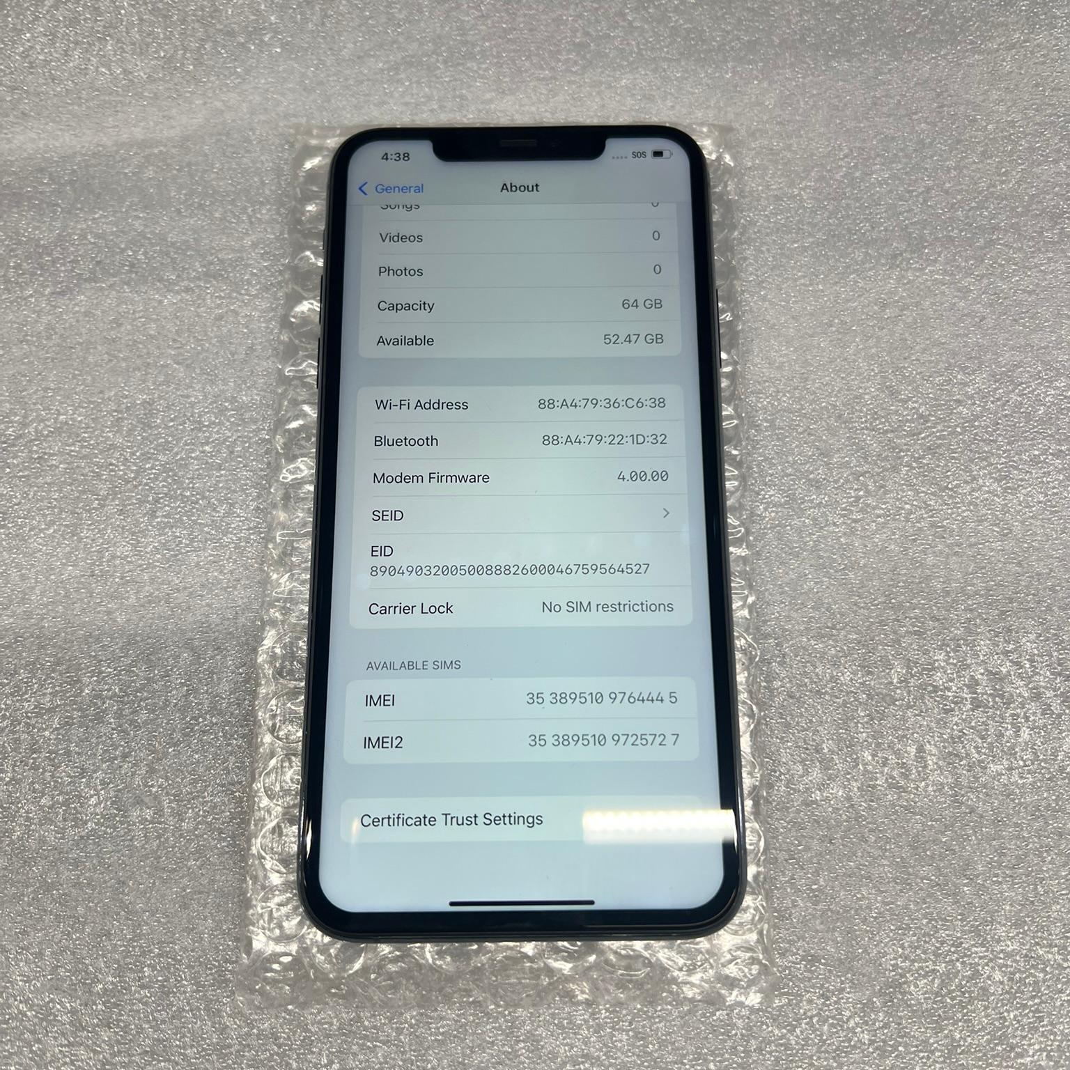 Apple iPhone 11 Pro Max – Unlocked – 64 GB – Midnight Green