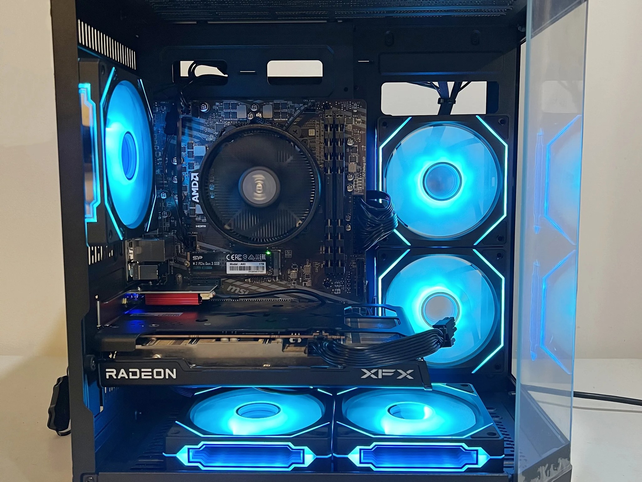🔥SALE🔥 R5-5600|RX 6600|1TB M.2|16GB RAM-DeepHuo Brand NEW Pre-Built PC