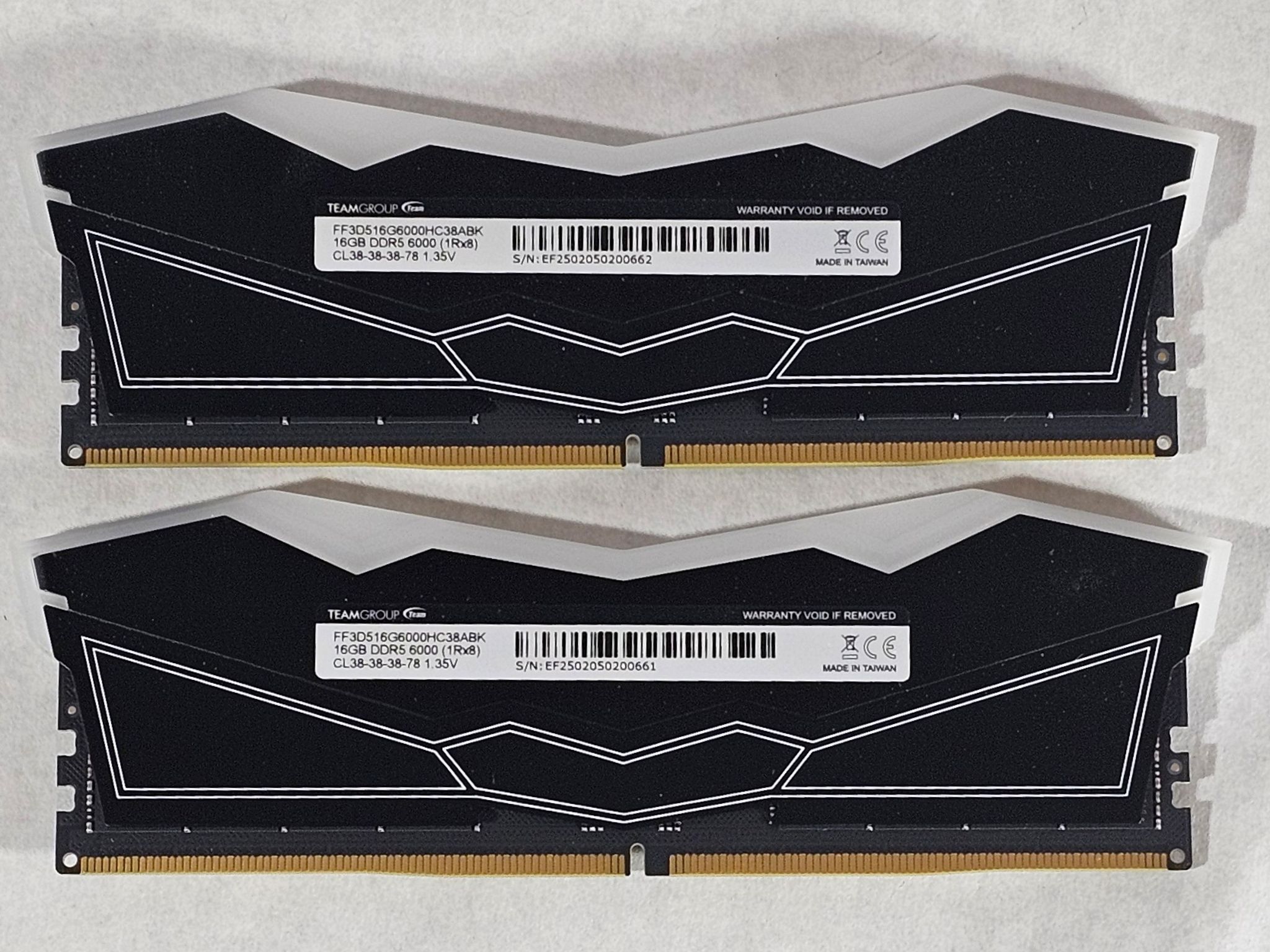 32GB DDR5 (2x16GB) RGB CL38 6000MHz T-FORCE DELTA R