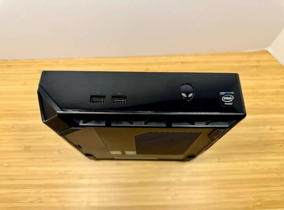 Dell Alienware Alpha R1 D07U i3 4130T, 16GB RAM, GTX 860M and a 240GB SSD