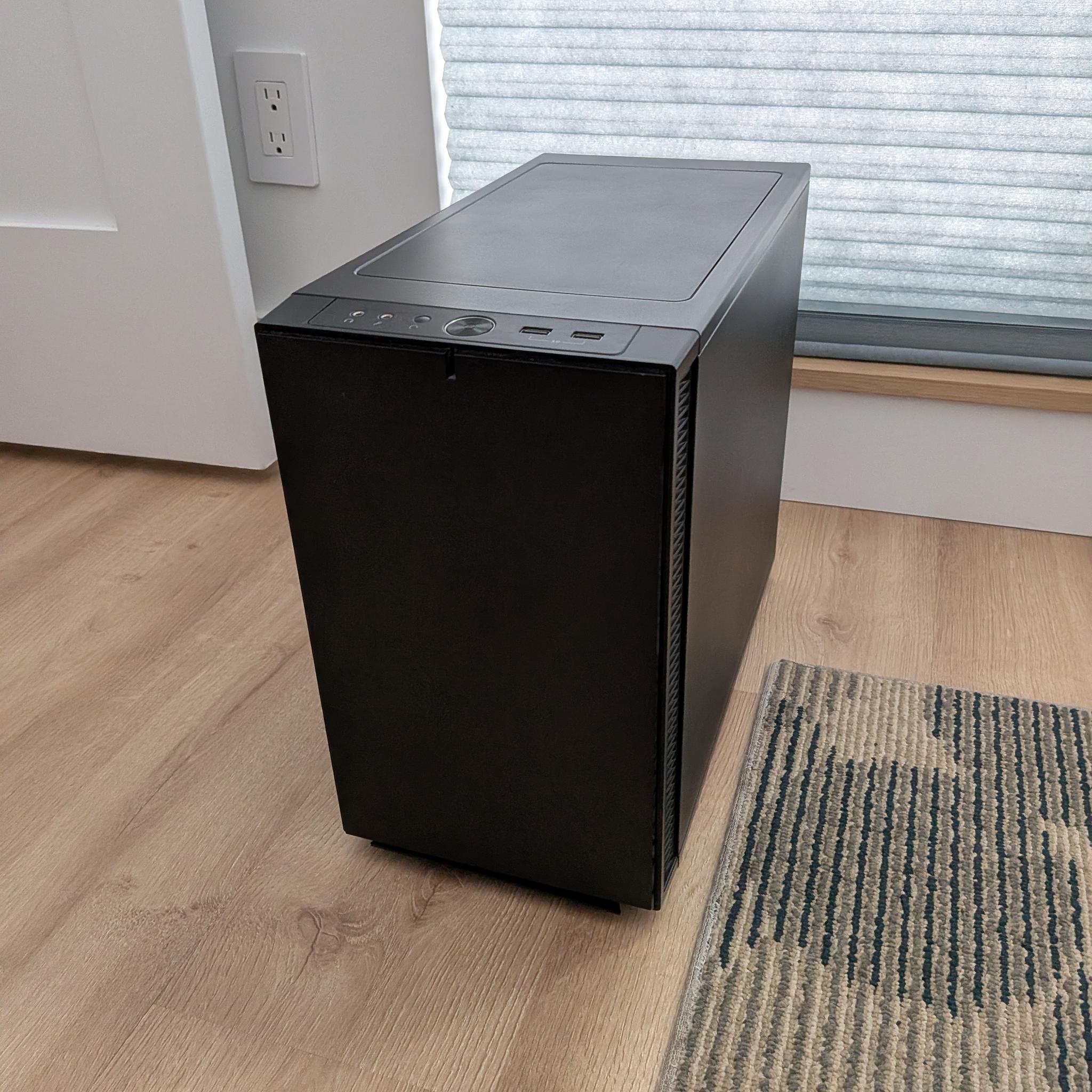 Fractal Define Nano S Window
