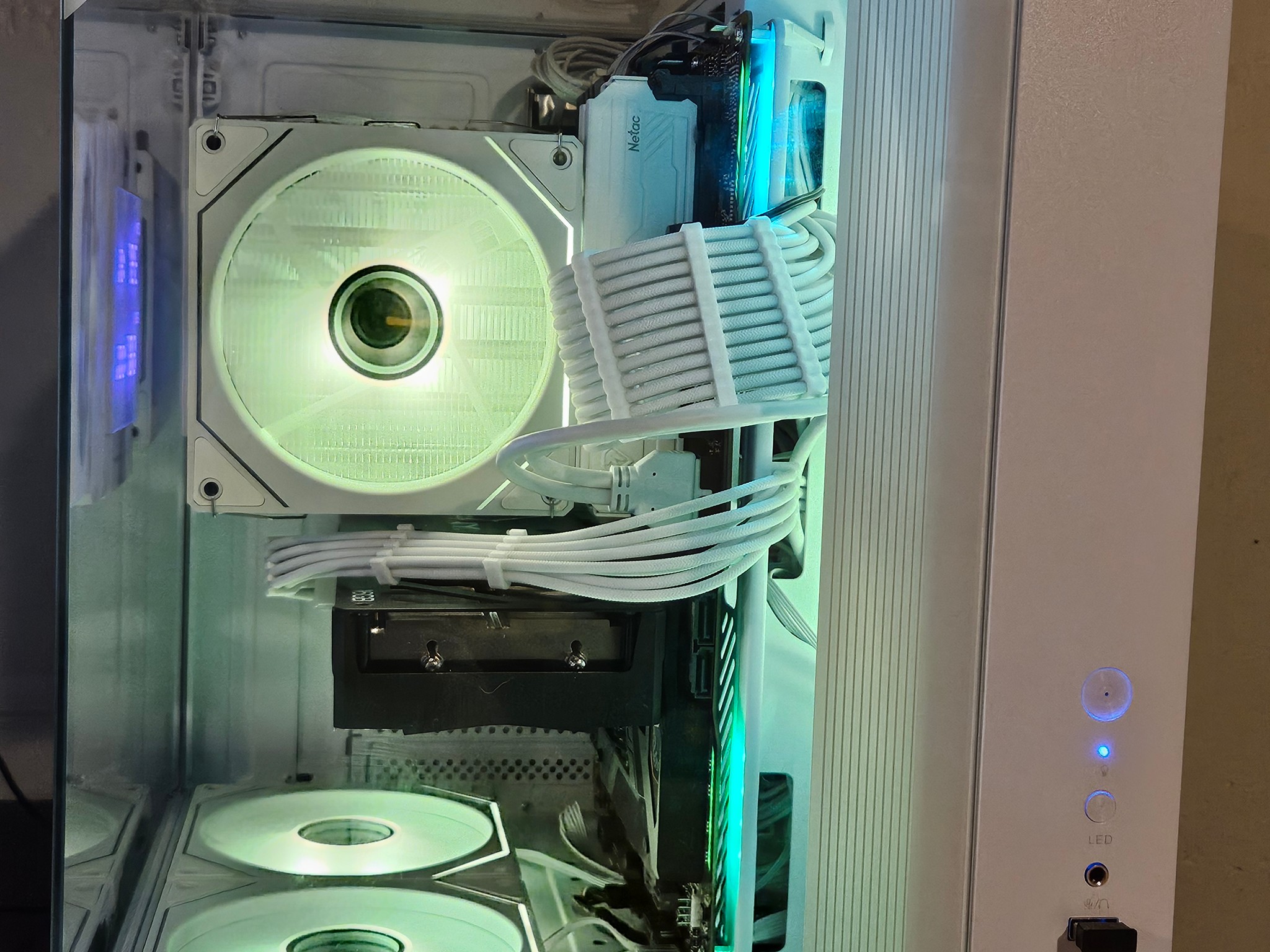 🚀 White RGB Gaming PC | RTX 4060 Ti 16GB | Intel i5-11600KF | 32GB RAM | 1TB NVMe | WiFi