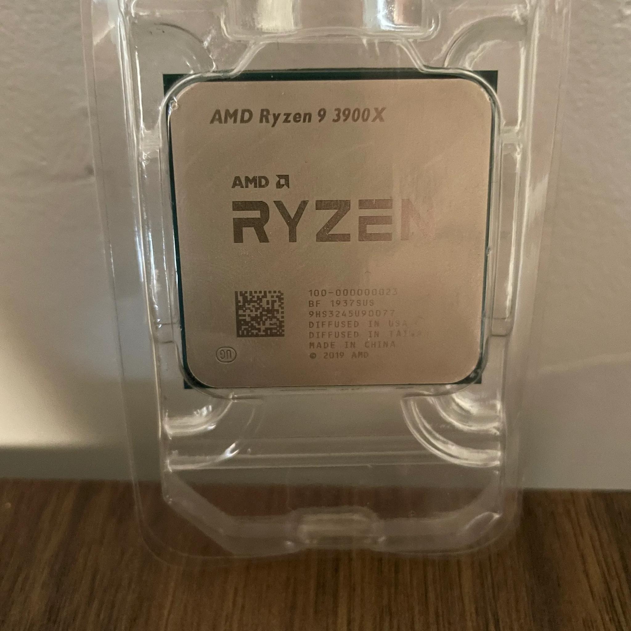 AMD Ryzen R9 3900X 12c/24t CPU