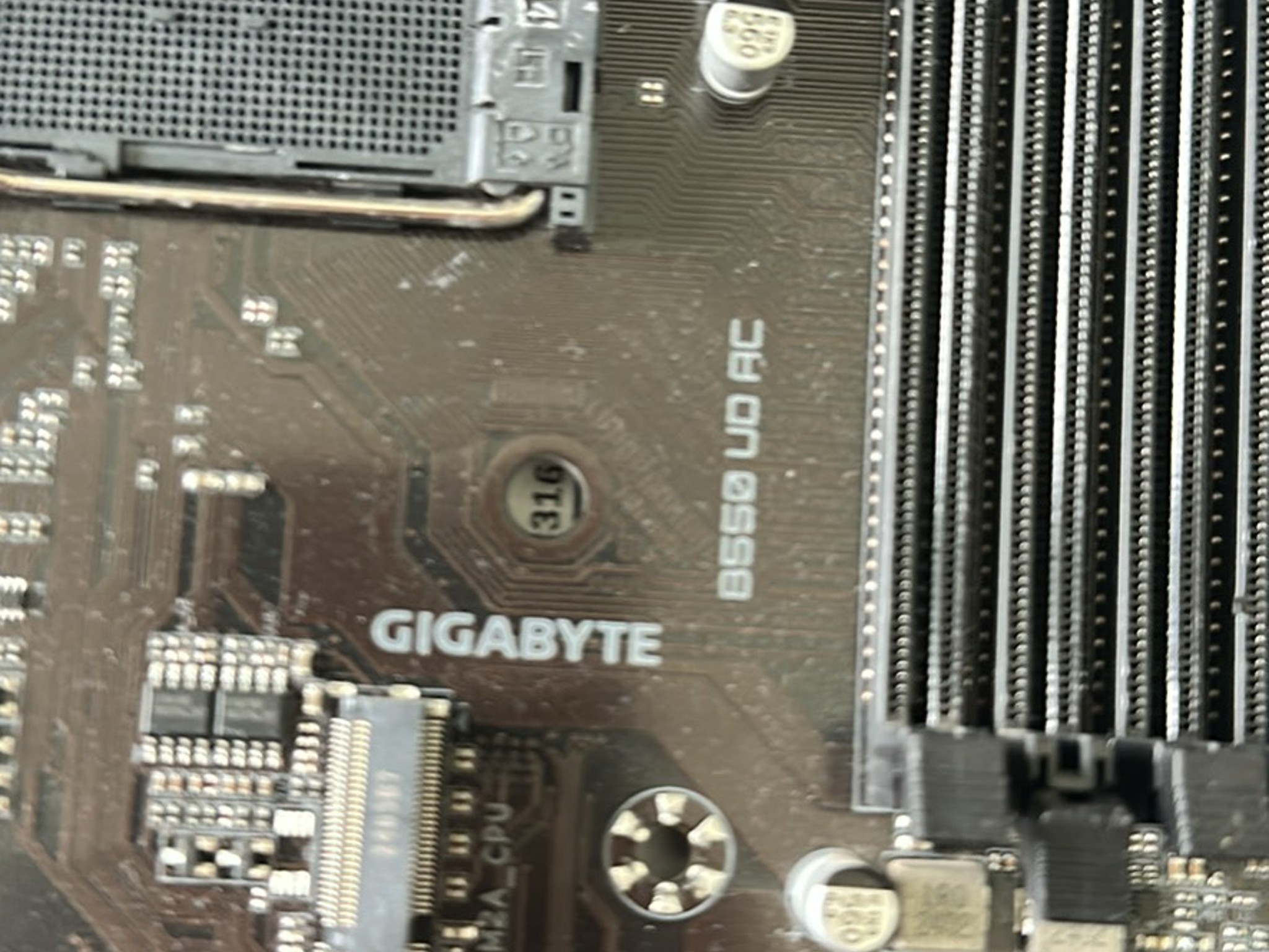 Gigabyte B550 UD AC ATX AM4 Motherboard (tested, works perfectly fine)