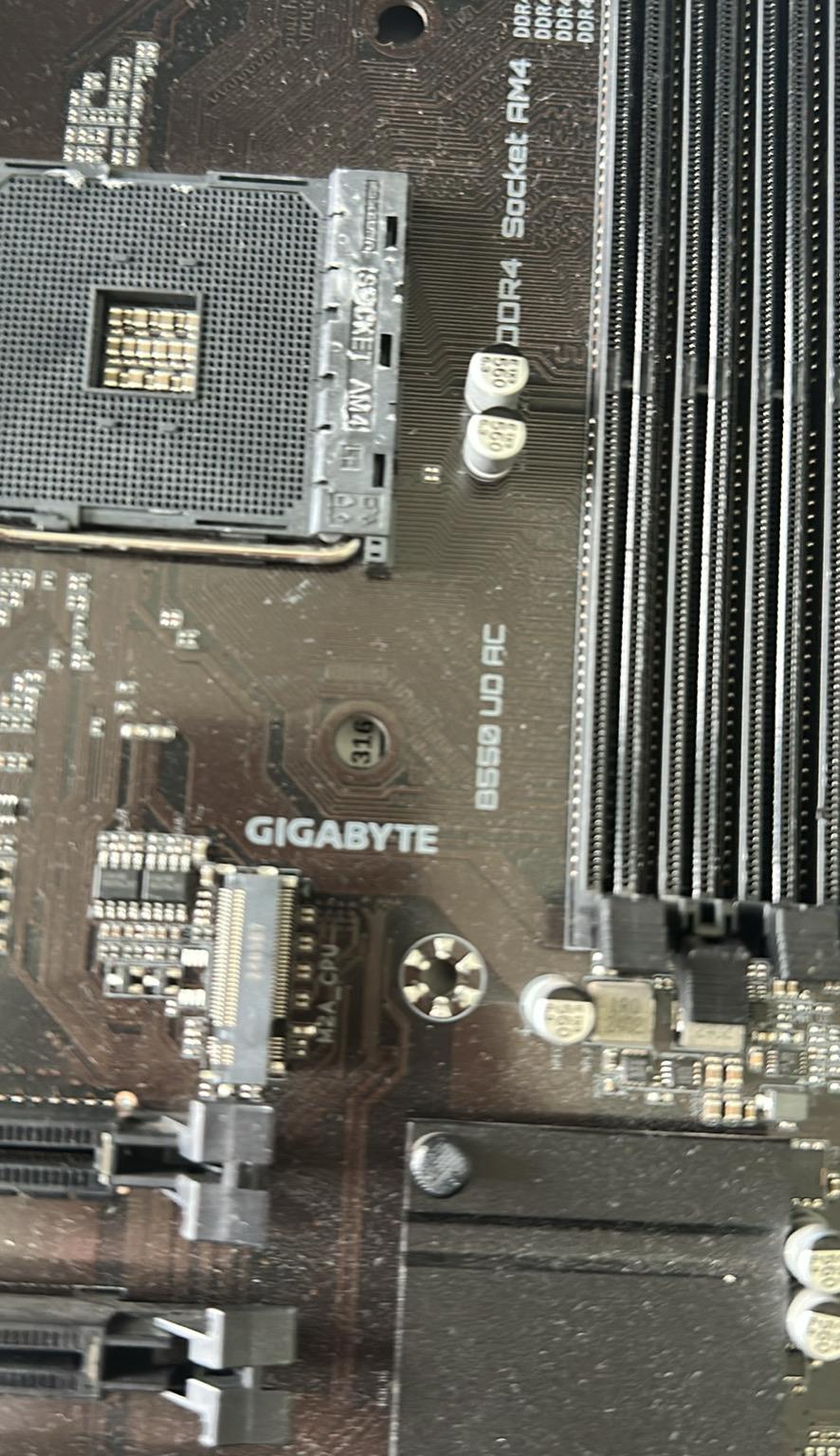 Gigabyte B550 UD AC ATX AM4 Motherboard (tested, works perfectly fine)