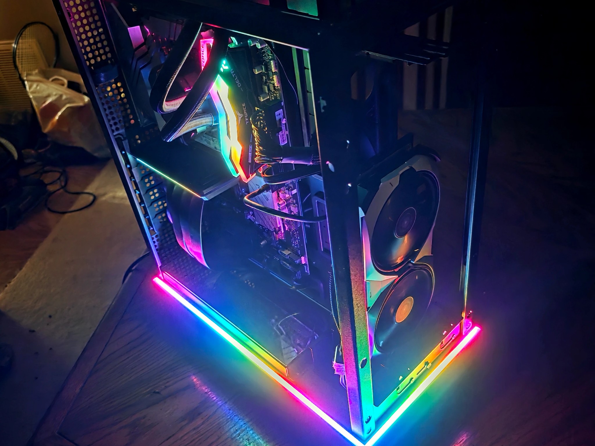 🌊 1440p Gaming Beast | I7-14700F | RTX 4070TI | 1TB SSD | 32GB RAM | WiFi 7 & Bluetooth ⛈️
