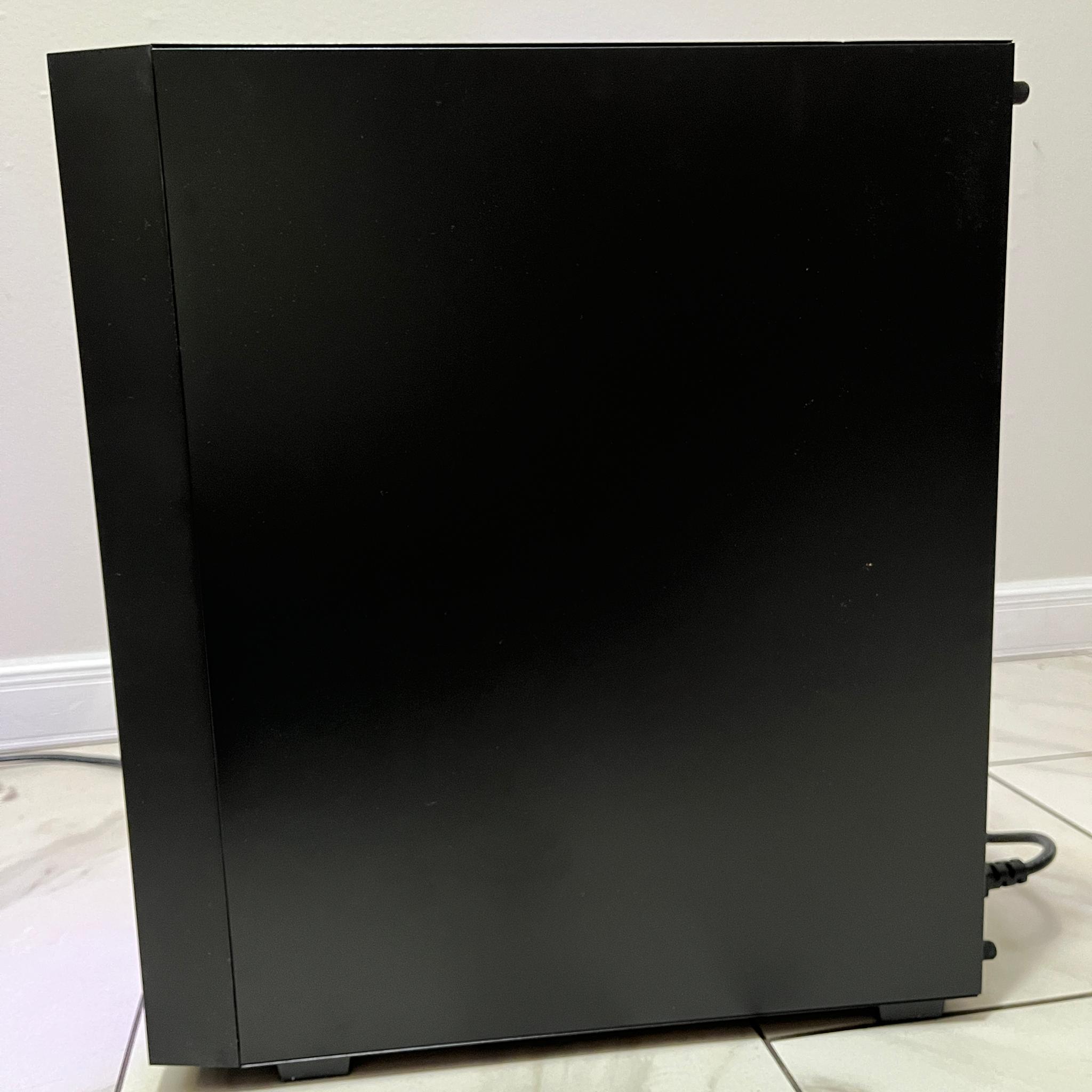 Super Budget Gaming PC - Intel i5-4440, NVIDIA 4GB GPU, 12GB RAM, 628GB Storage, w/ Wi-Fi & BT