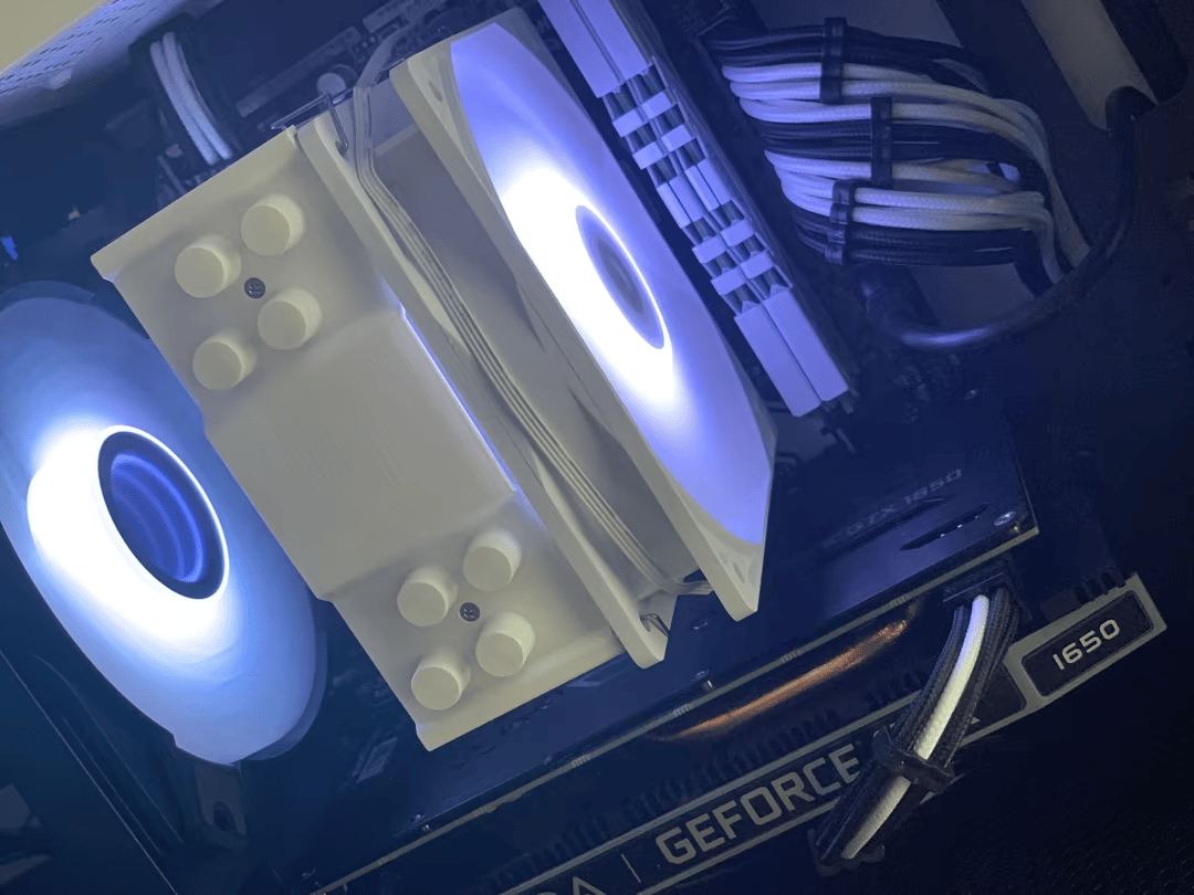 Entry Level White/Black Gaming PC (i5 6600 + GTX 1650)