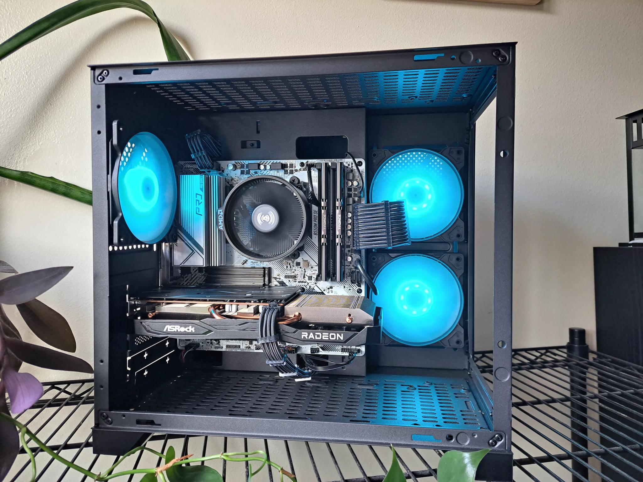 Sale! Ryzen 5 3600 | RX 6600 | 1TB DRAM SSD | 32GB RAM | Windows 11 activated