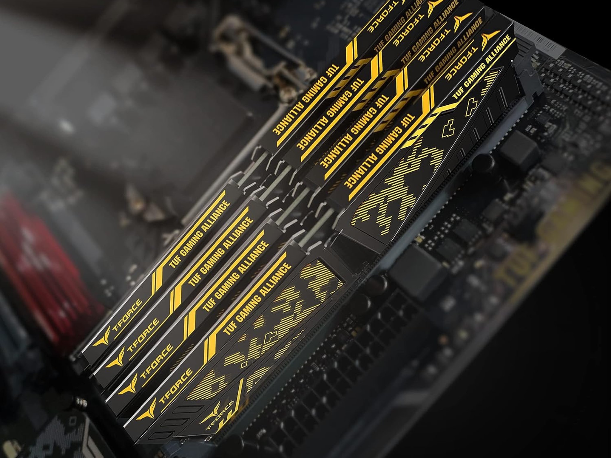 TEAMGROUP T-Force Vulcan TUF Gaming Alliance DDR4 32GB Kit (2x16GB) 3200MHz (PC4-25600) CL16