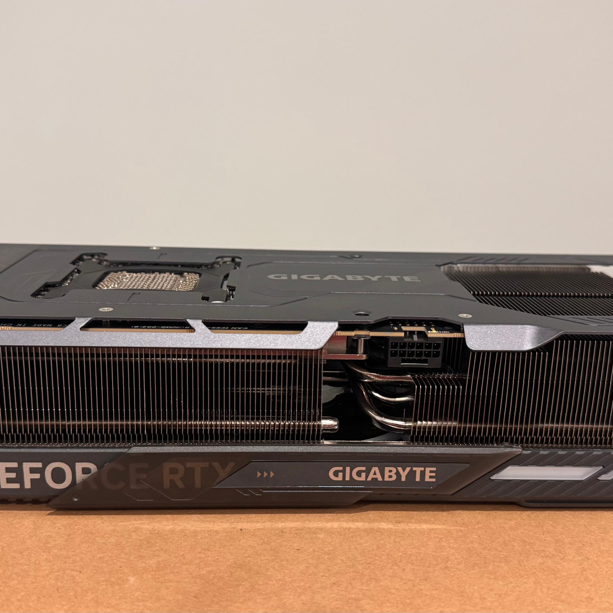 GIGABYTE GeForce RTX 5090 GAMING OC 32G