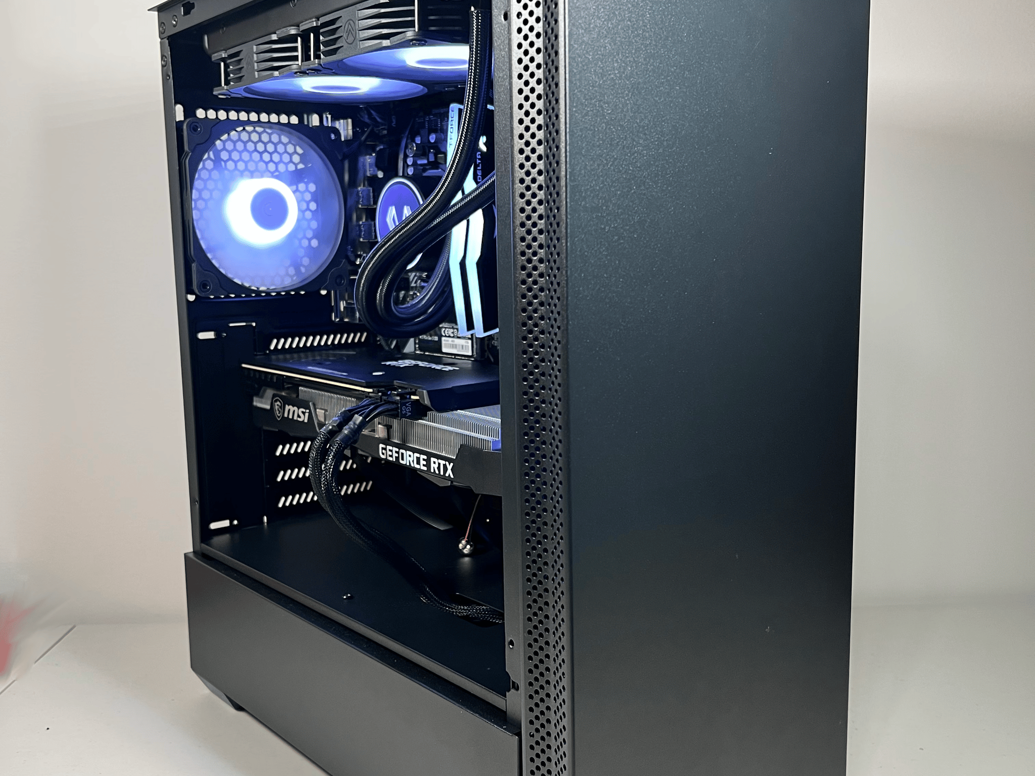 Ryzen 5 5600X RTX 3070 Gaming PC