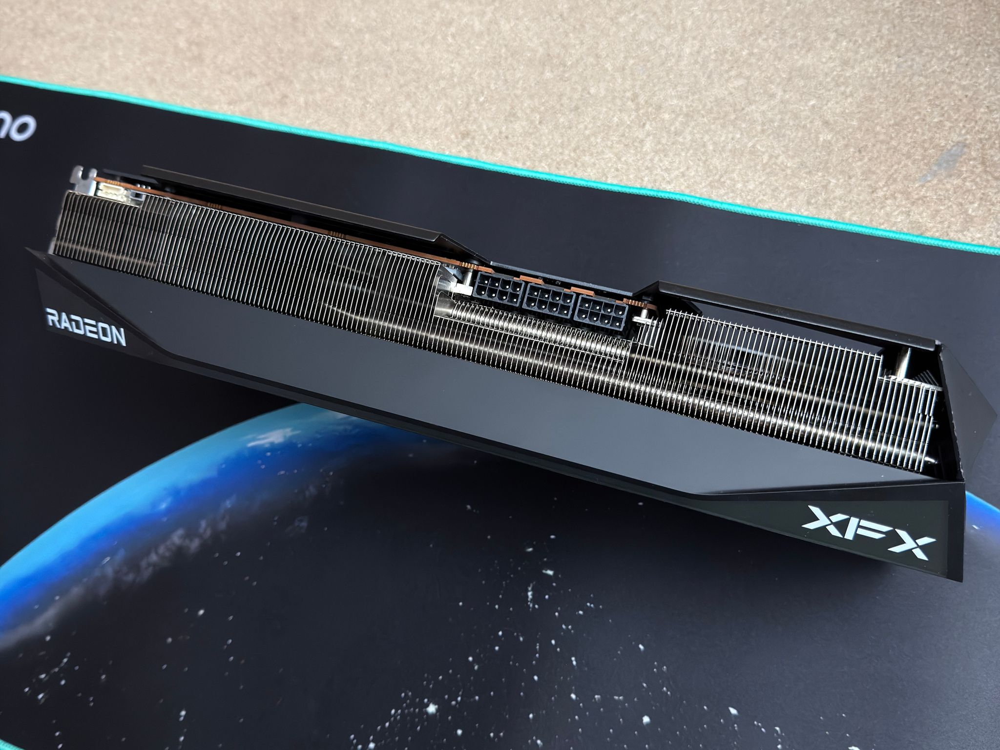 9070 XT — XFX Mercury