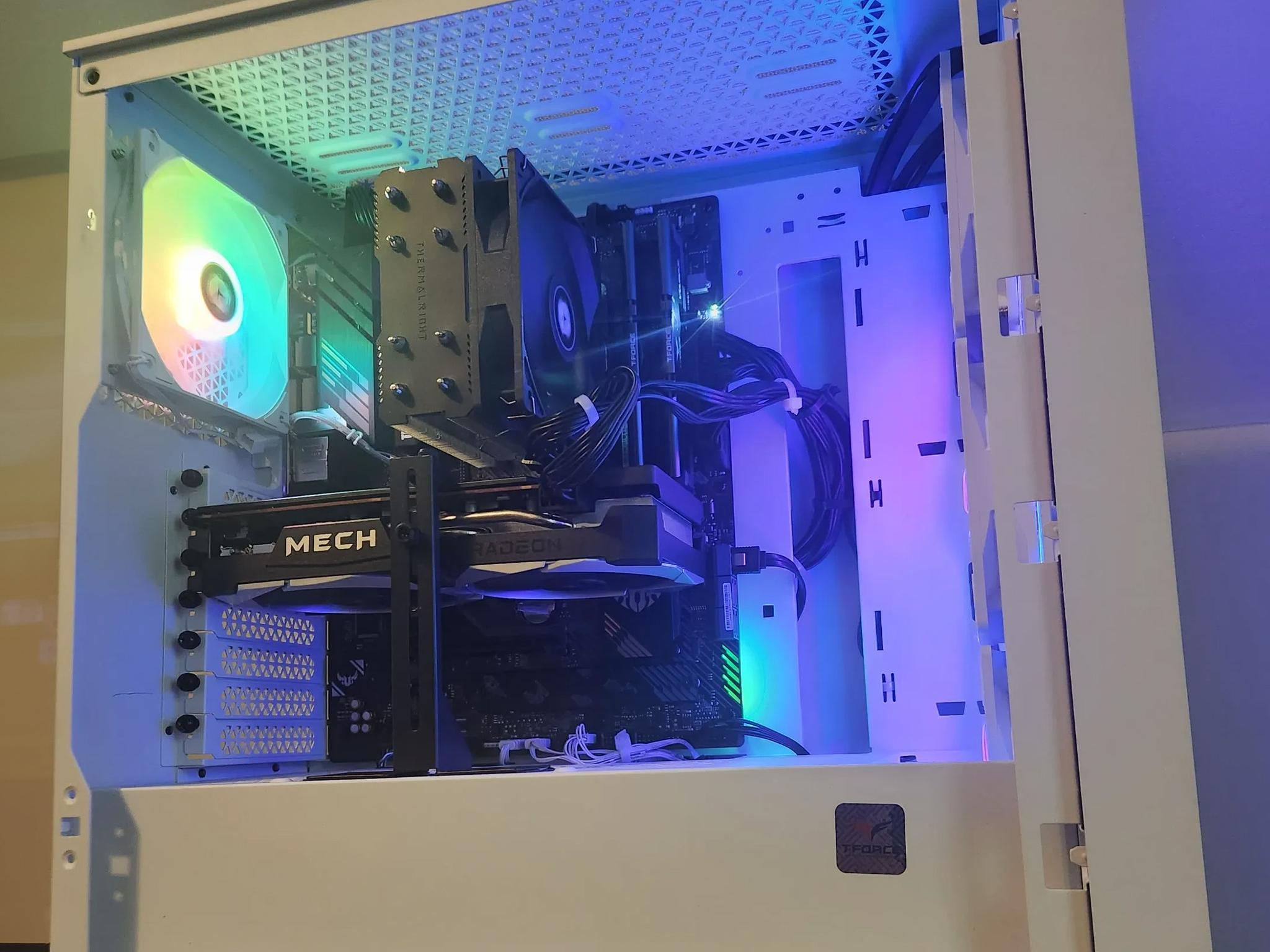 Great 1080p Gaming Driven by Ryzen and Radeon RX6600!
