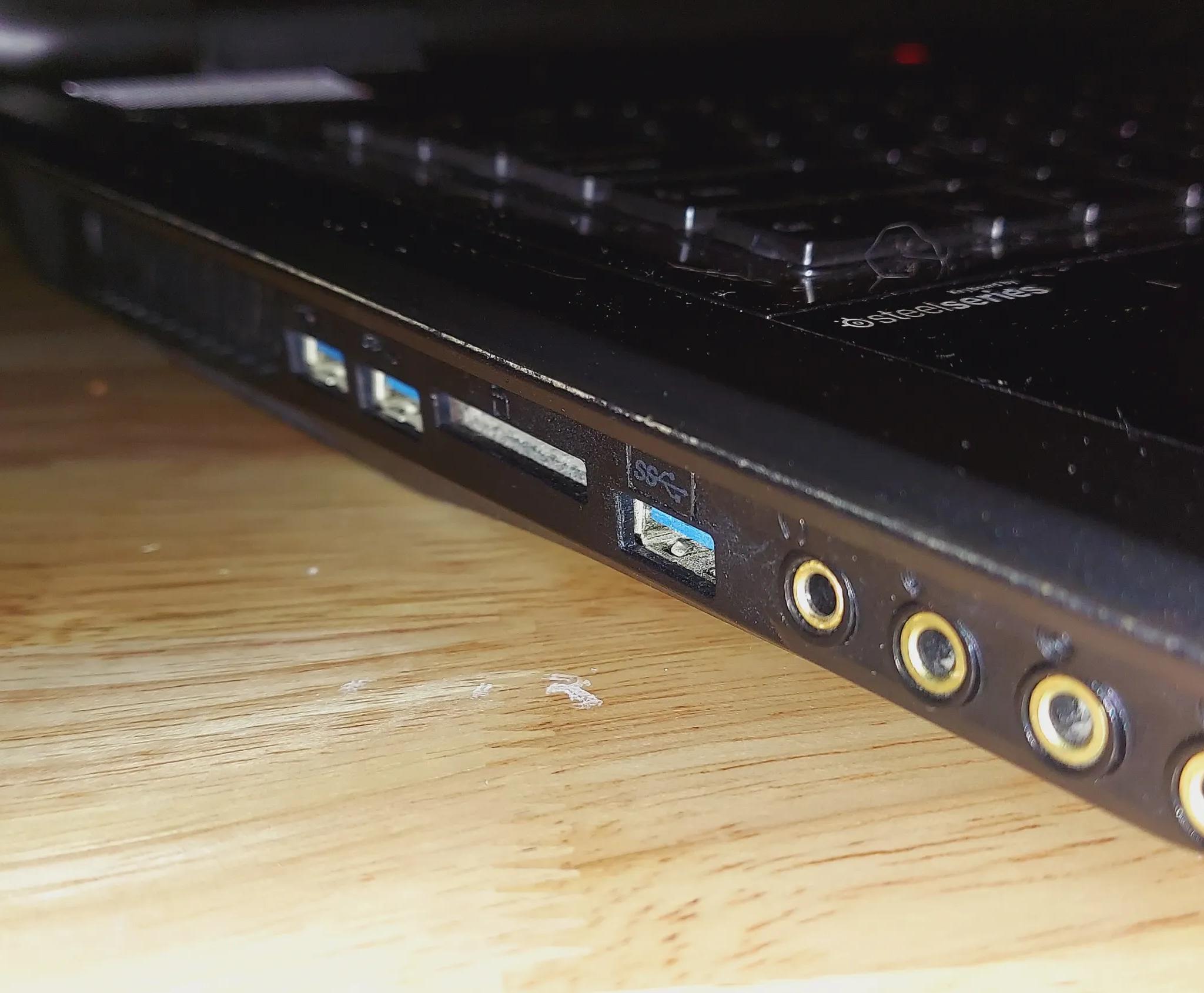 MSI GT70, 17.3", i7, 16GB RAM, Quadro P3000 6GB