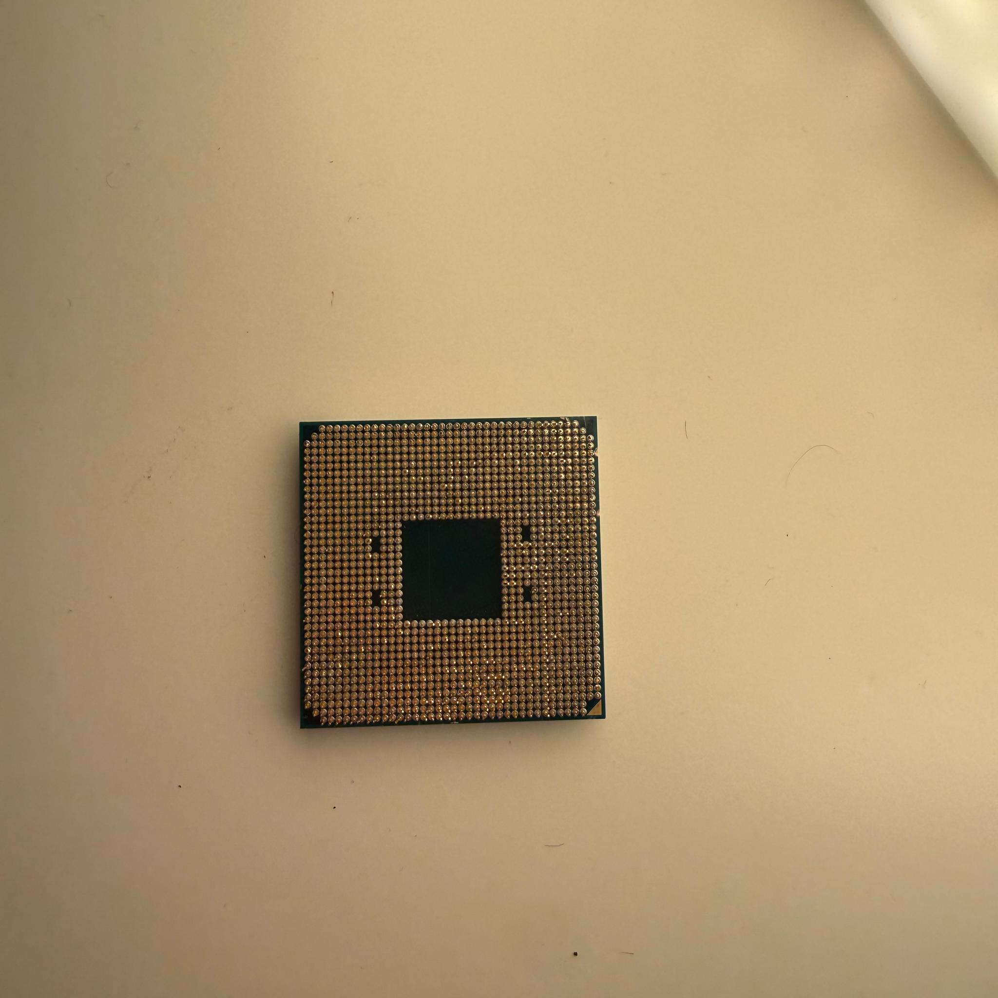 AMD Ryzen 5 5600X