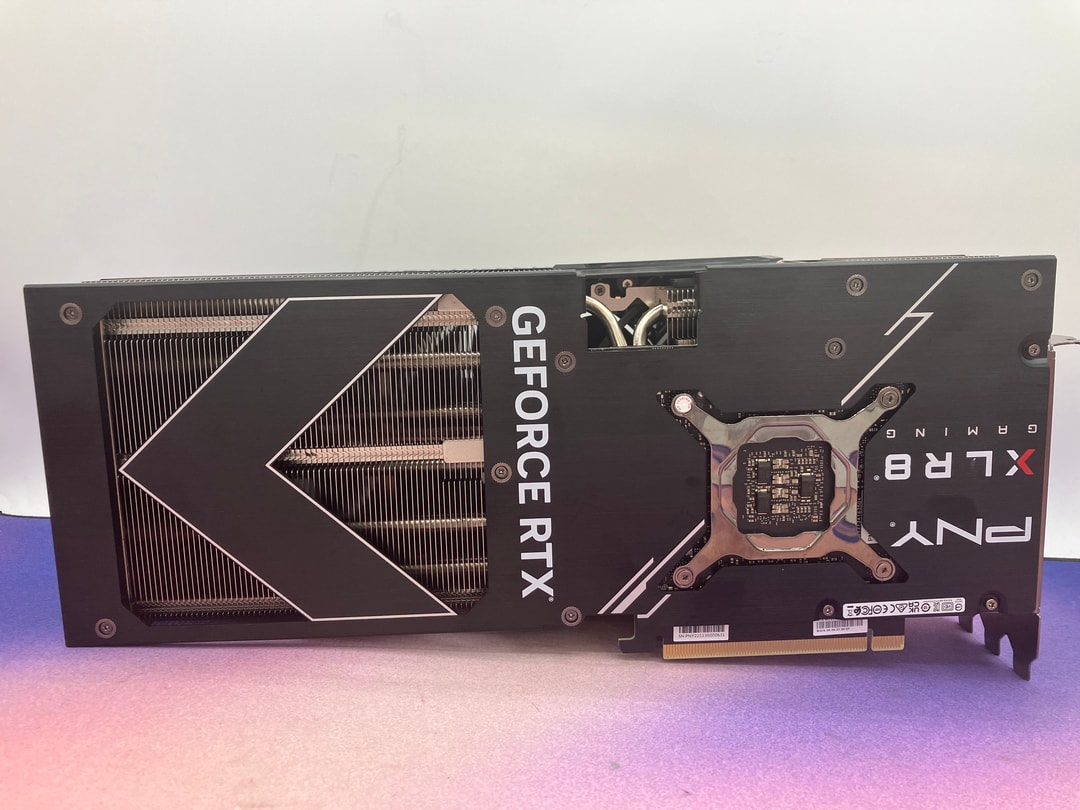 PNY XLR8 Gaming VERTO EPIC-X RGB GeForce RTX 4070 Ti | Jawa