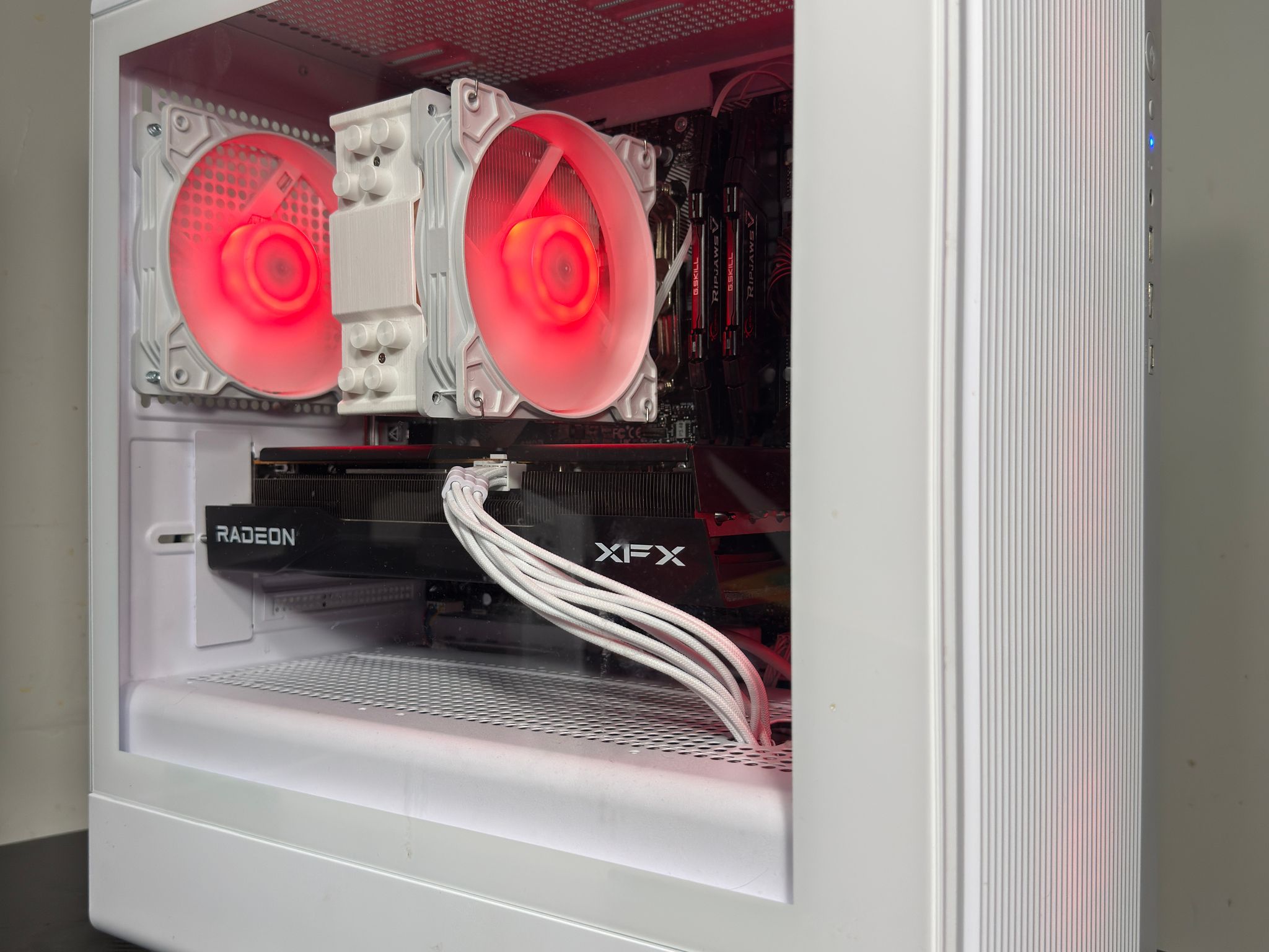 Radeon RX 9060 XT 16GB Custom Gaming PC - Ryzen 7 5700X3D
