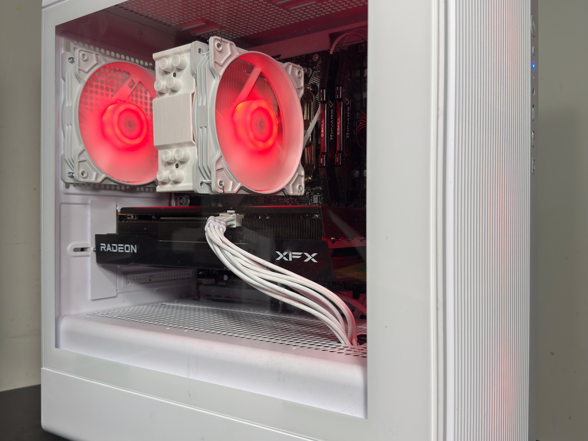 Radeon RX 9060 XT 16GB Custom Gaming PC - Ryzen 7 5700X3D