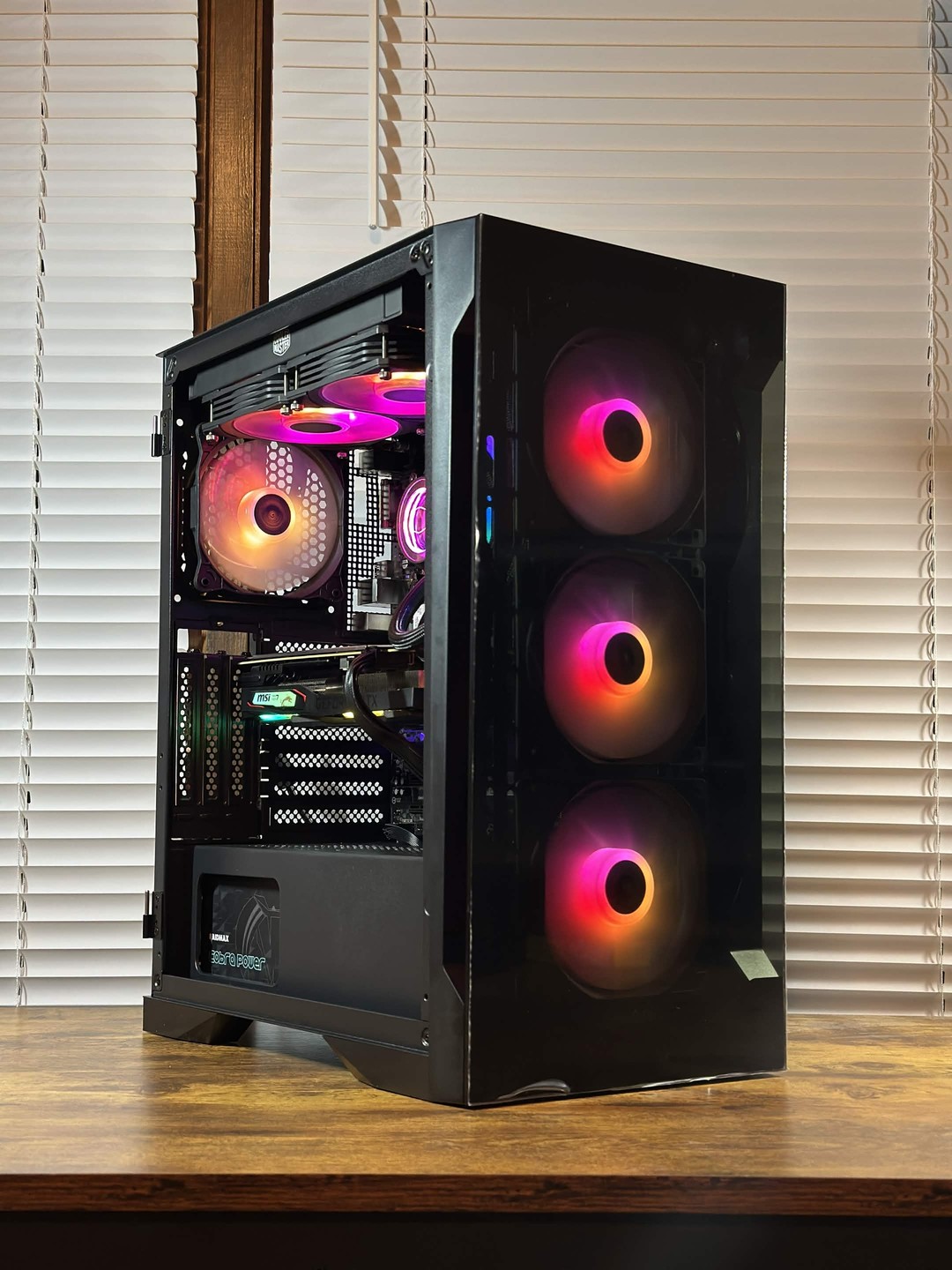 RTX 2060 6GB | Intel i7 8700K | 16GB DDR4 | 512GB NVME | Win11