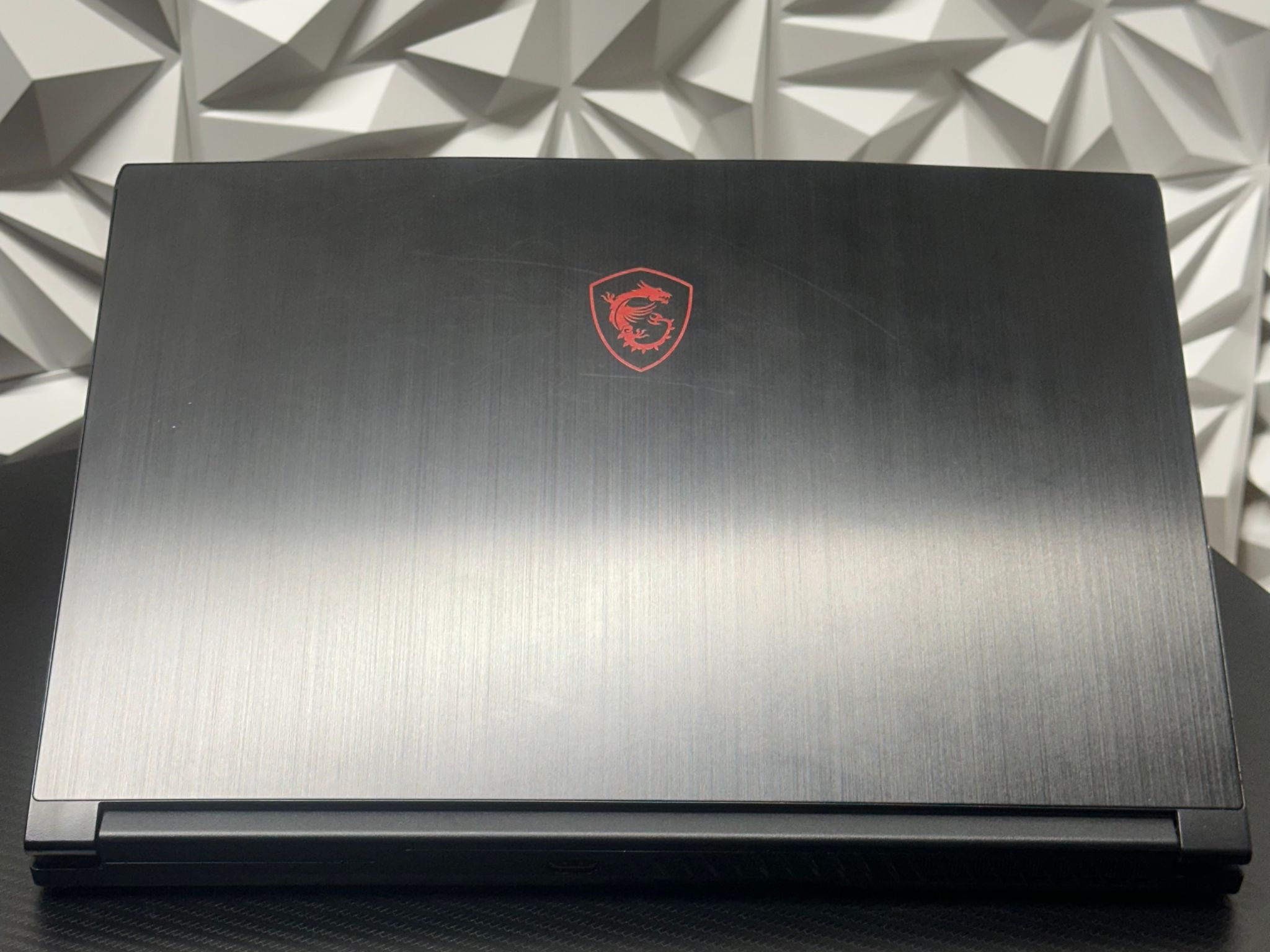 Gaming Laptop / GTX 1650 / i5-10500H / 16GB 2933MHz DDR4 / 256GB SSD Storage / 1080p gaming