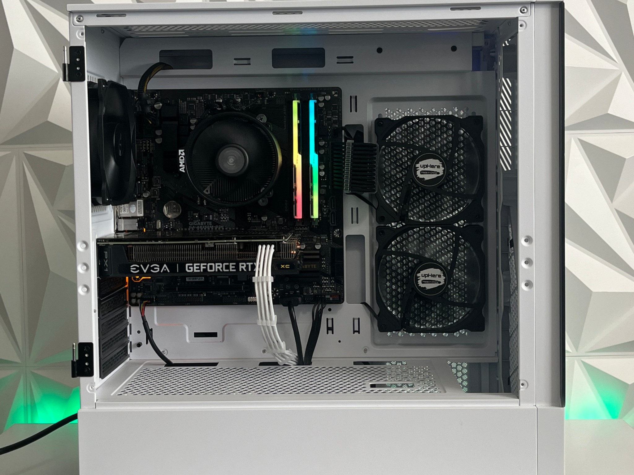 RTX 3060 12GB, Ryzen 5 2600X, 16GB RAM | White RGB Gaming Computer/PC