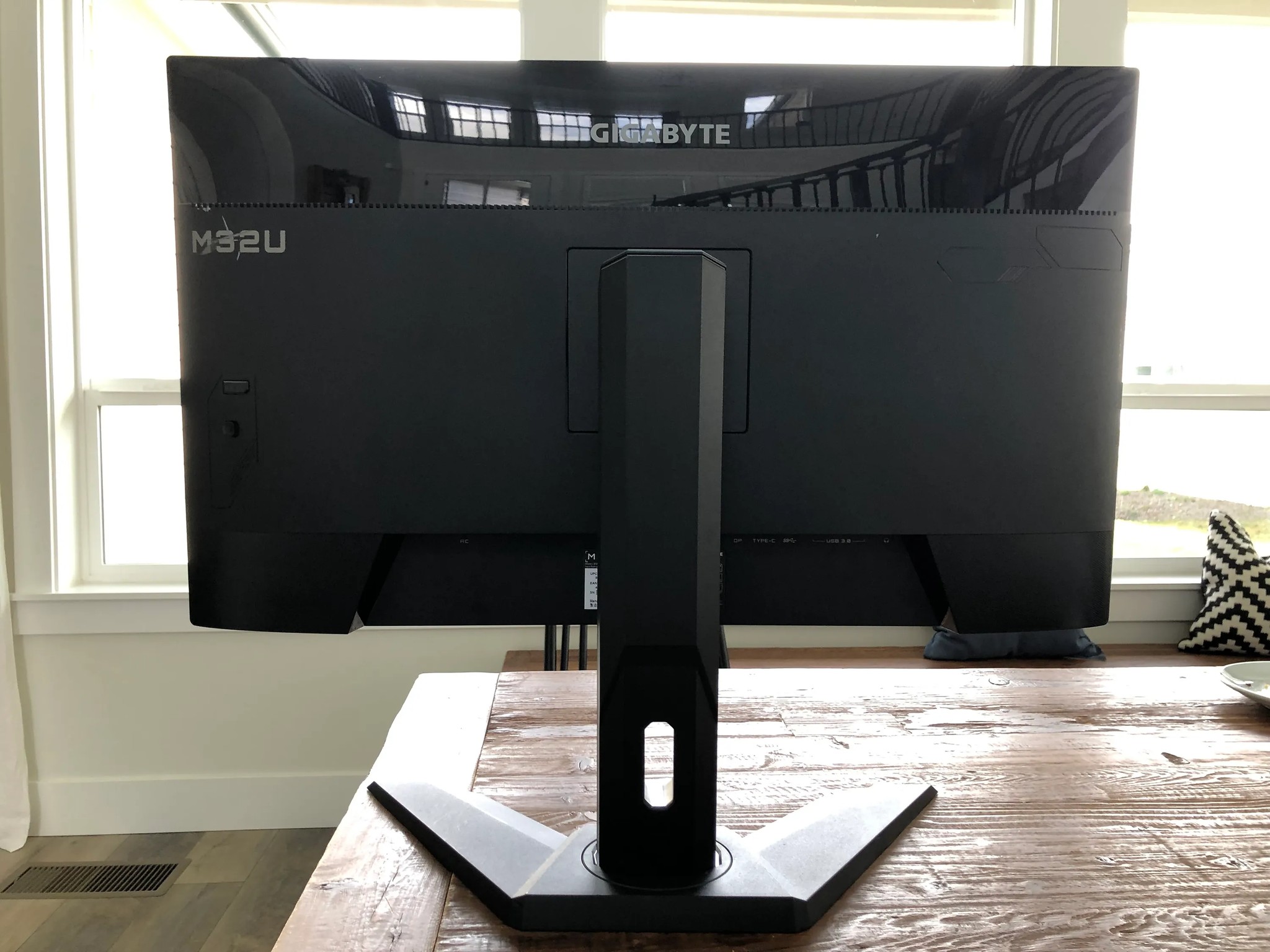 GIGABYTE M32U 32" 4K UHD 144Hz 1ms IPS W/ Premium V-Sync PRO
