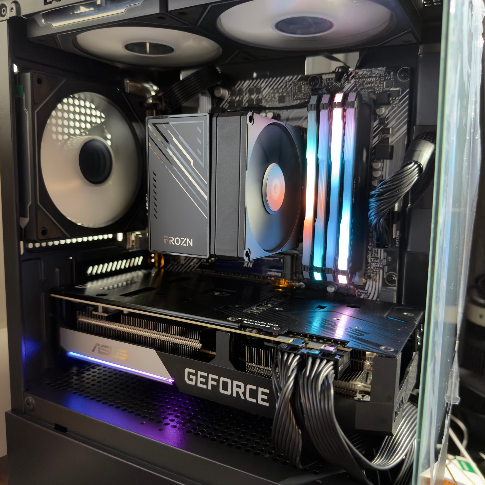 Smooth 1440p / High-FPS Beast | Ryzen 5800X3D + RTX 3070 | 32 GB RAM | 1TB SSD