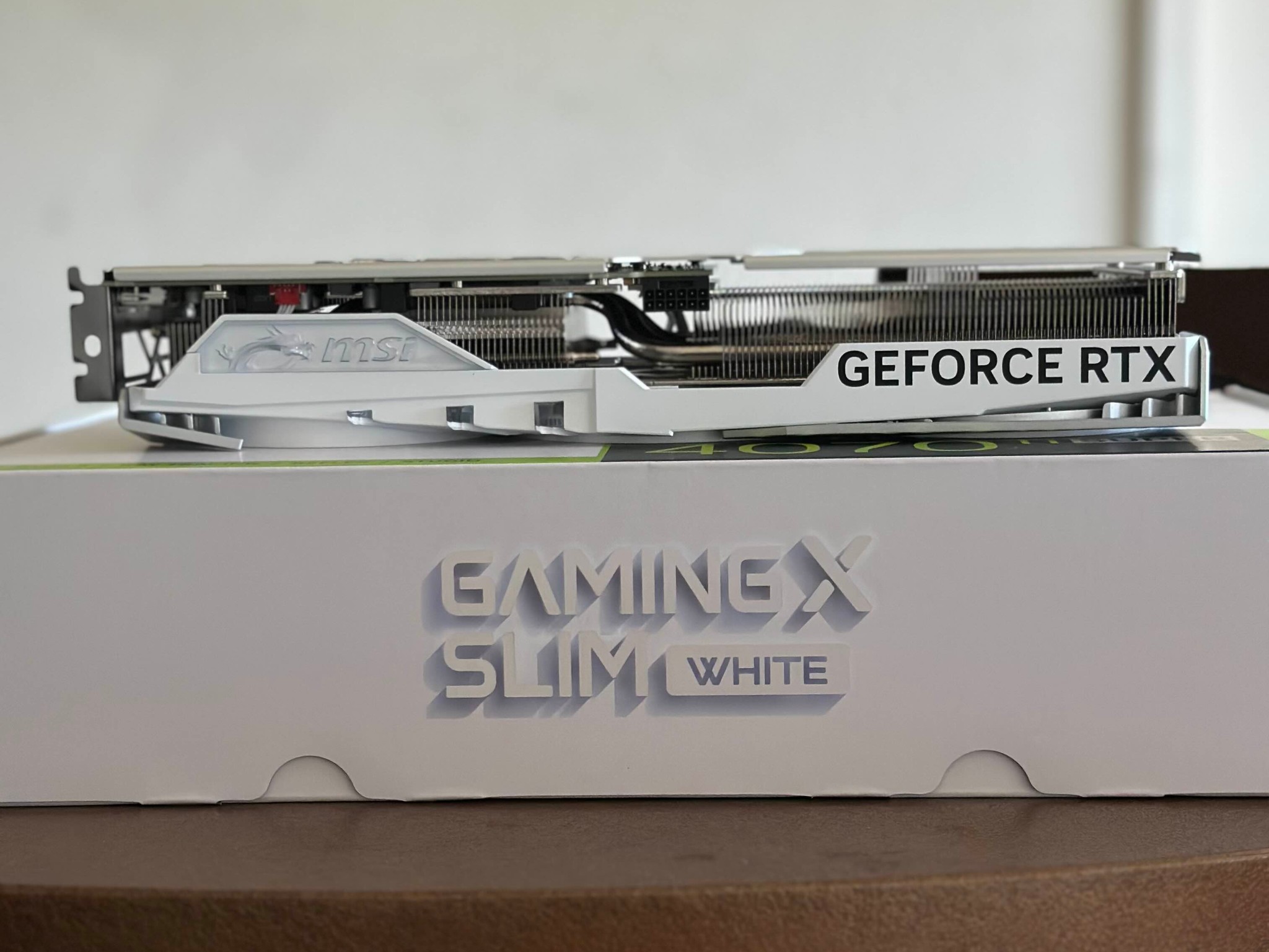 MSI RTX 4070 Ti Super Gaming X Slim White